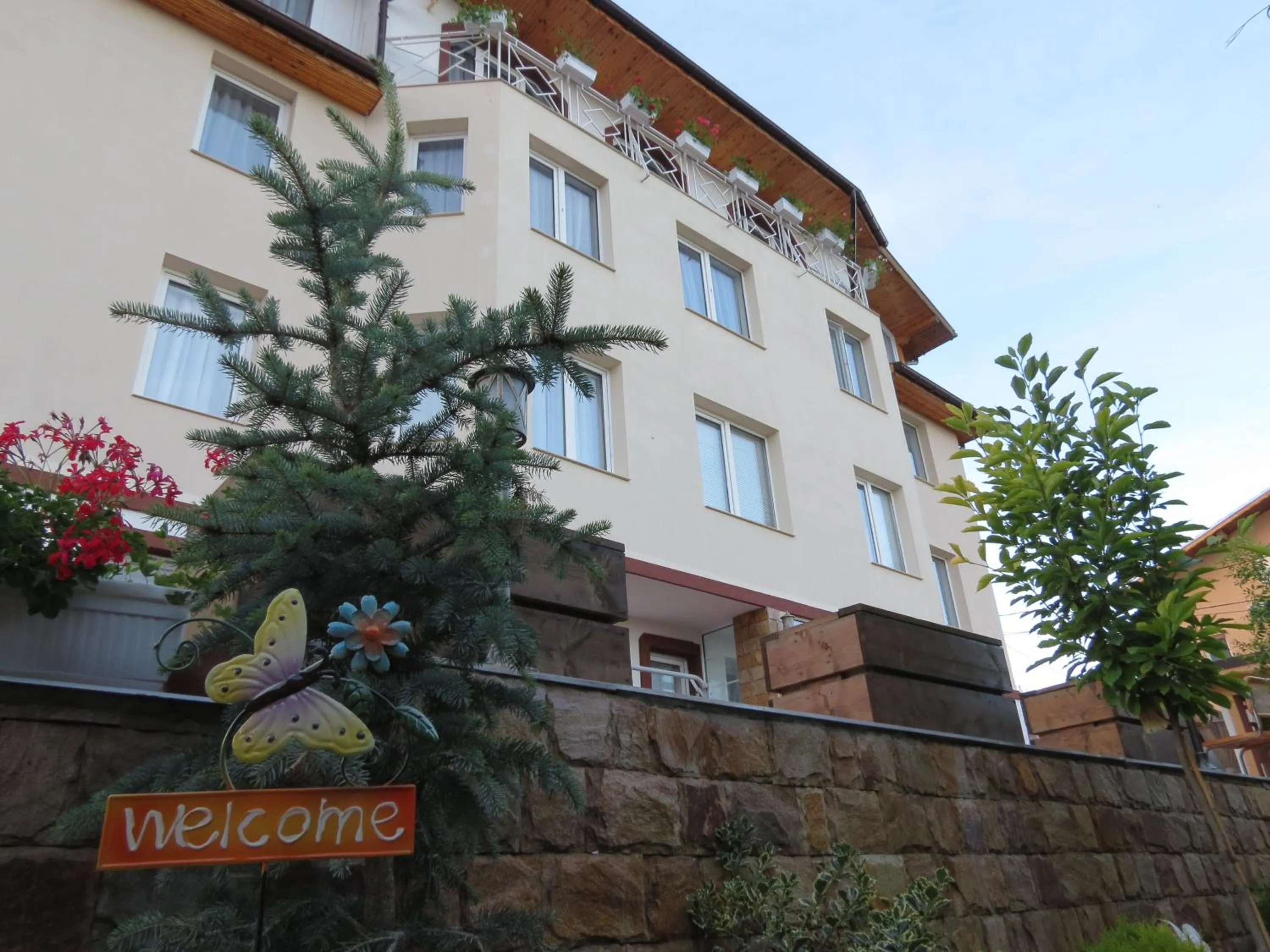 Aurora Guest House