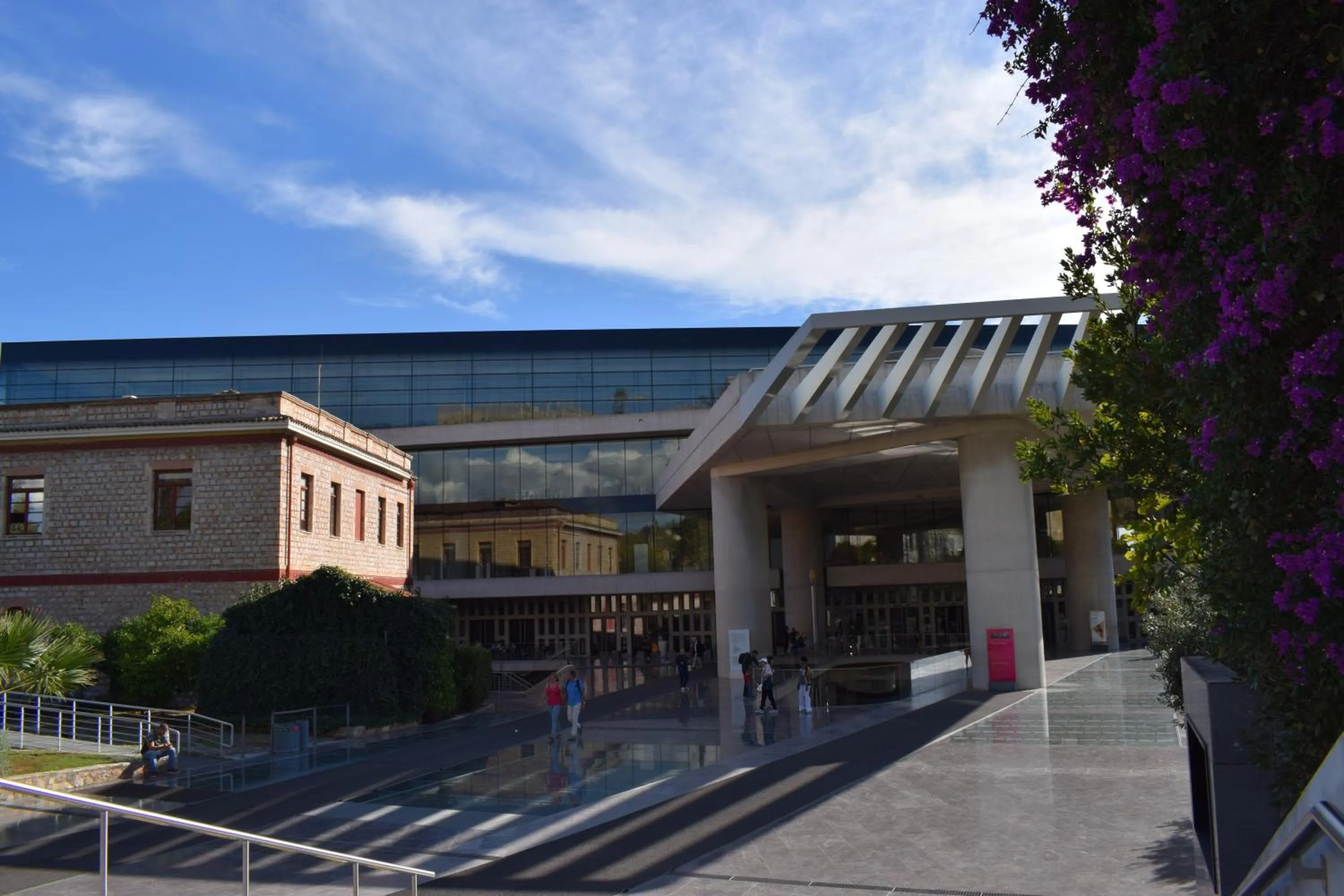 Nearby landmark in Absolute Athens II