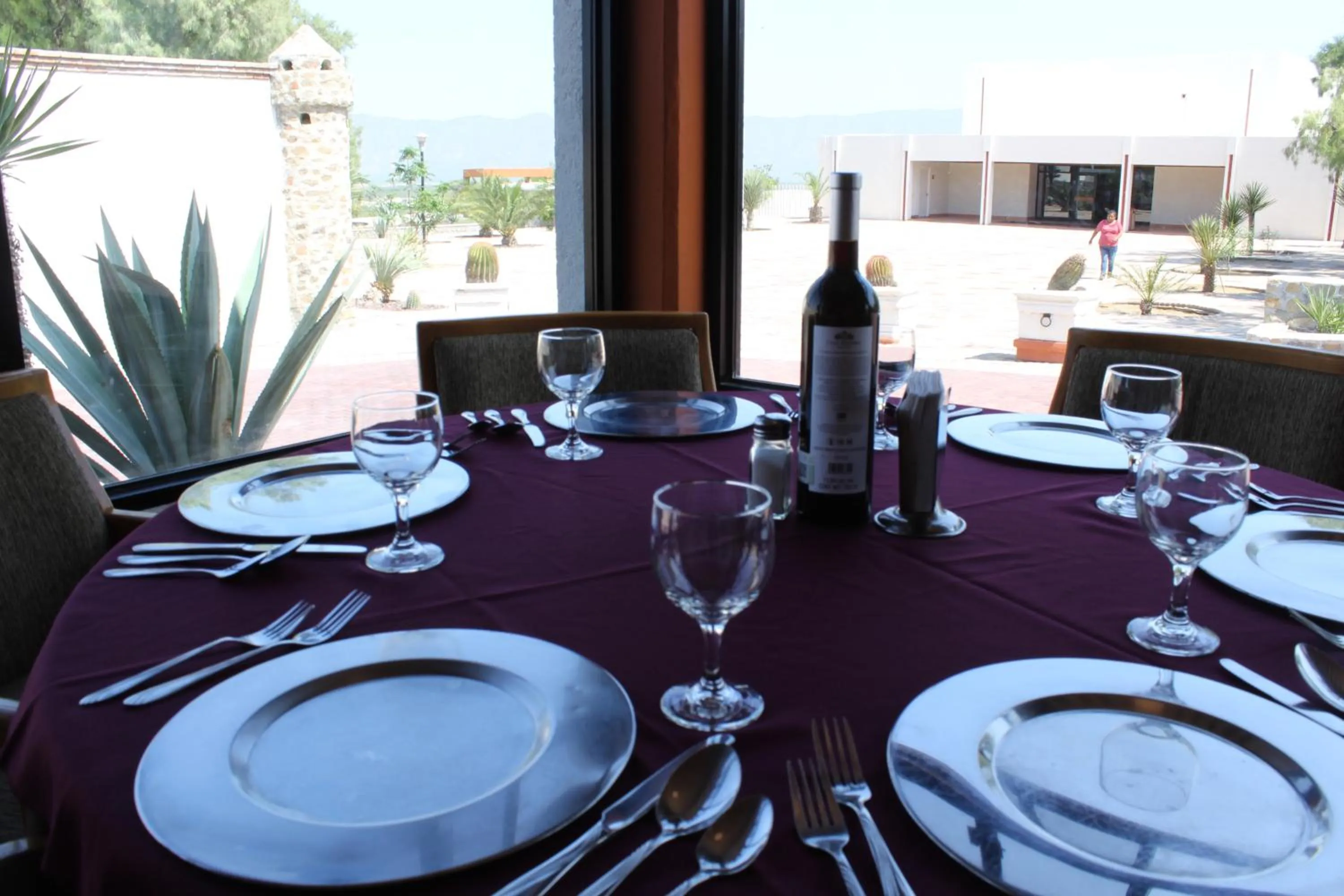 Restaurant/places to eat in Termas de San Joaquin