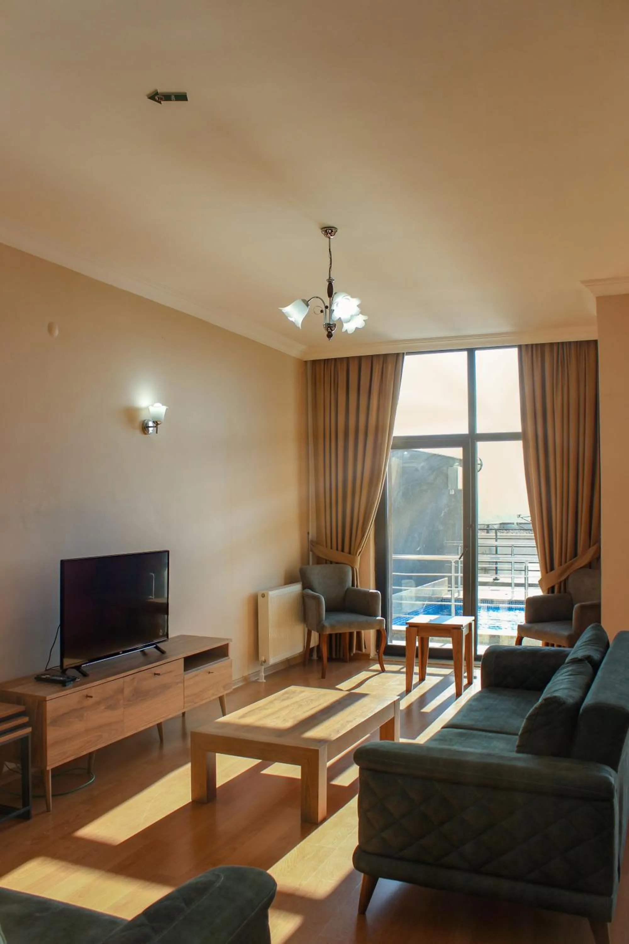 TV and multimedia in Sawsana Villalari