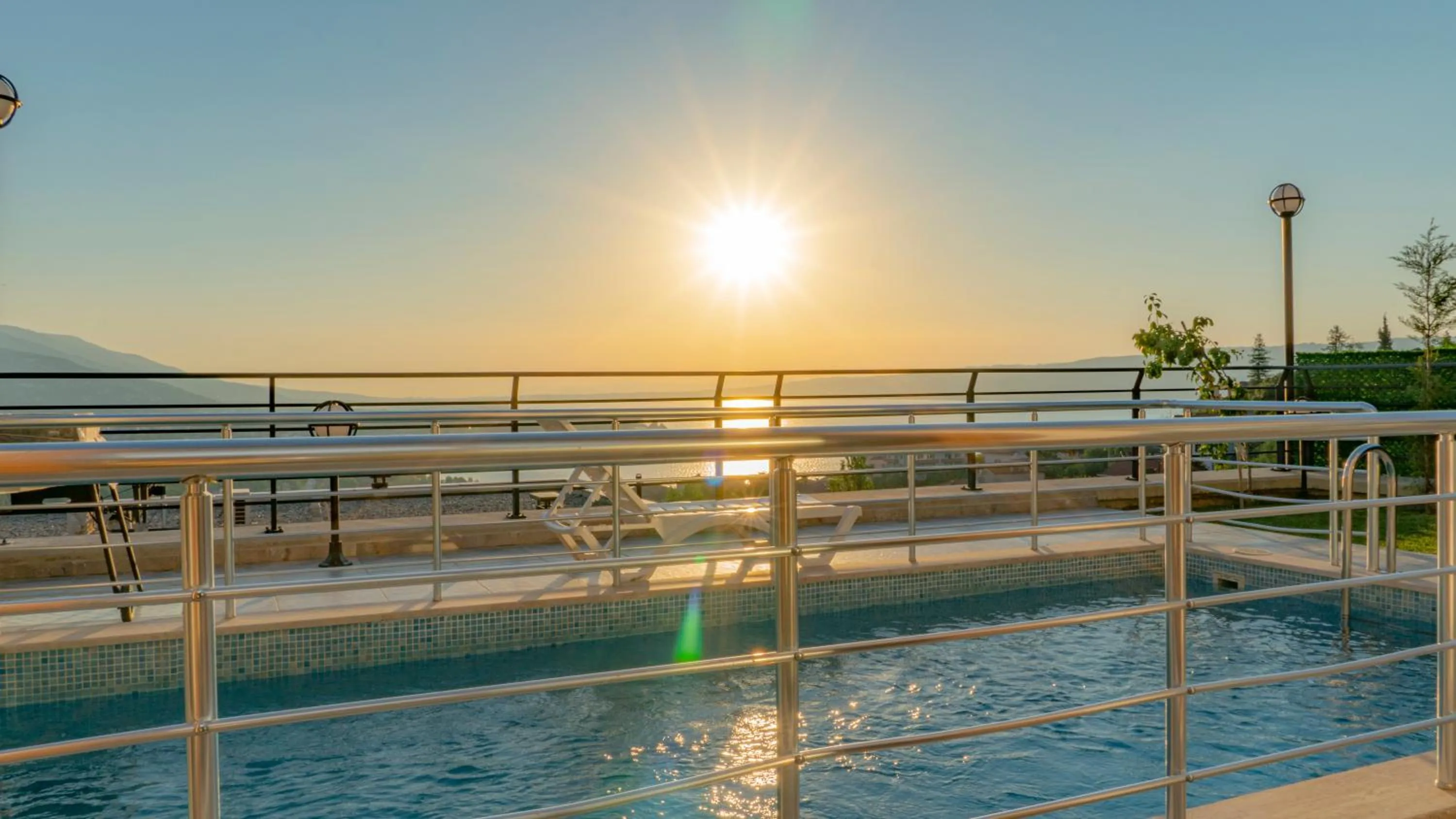 Swimming pool in Sawsana Villalari