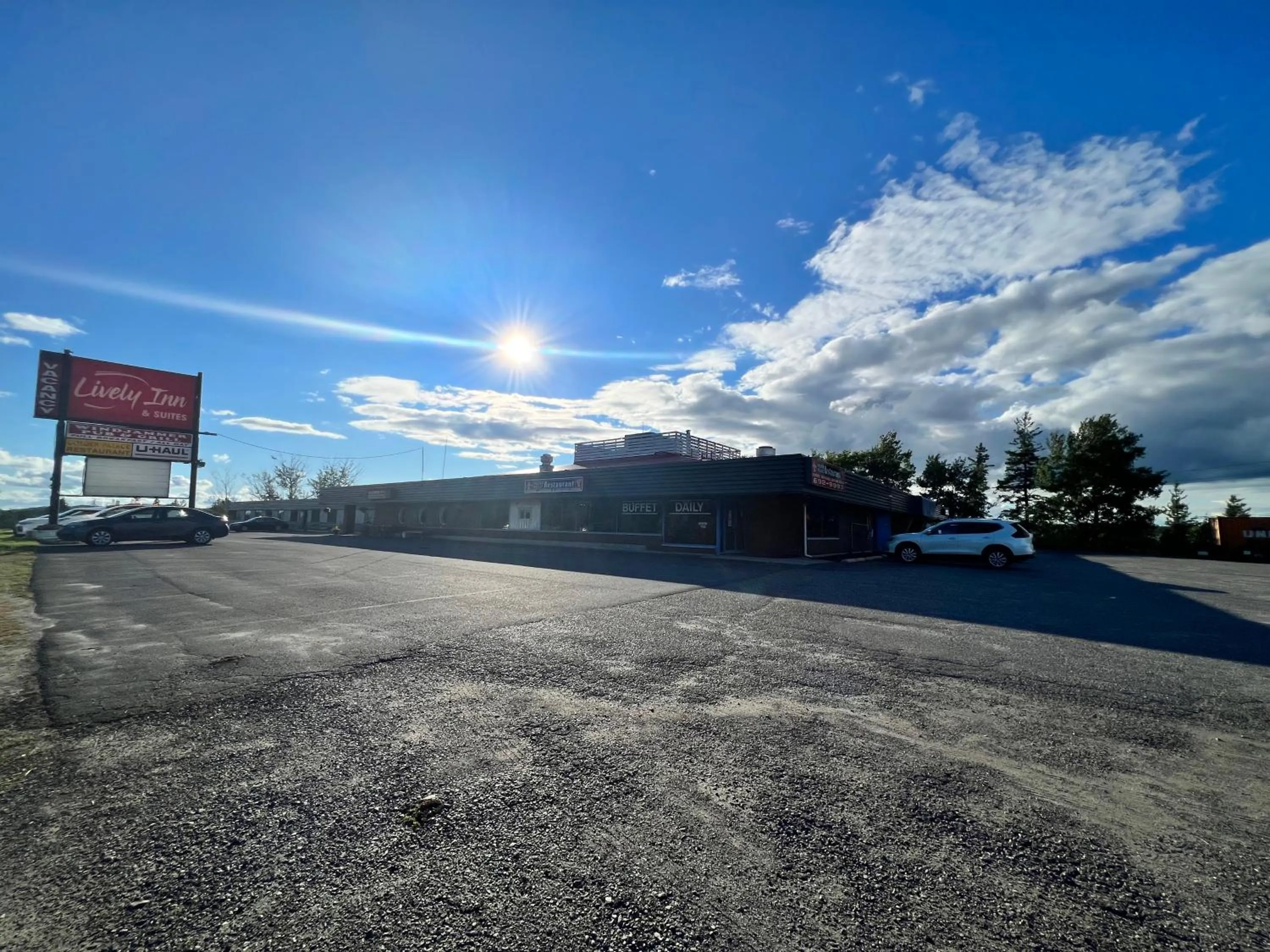 Lively Inn and Suites - Sudbury