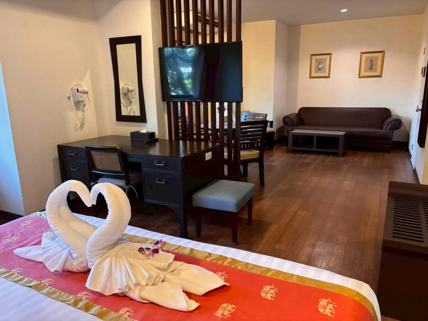 Bed in Woraburi Sukhumvit Hotel