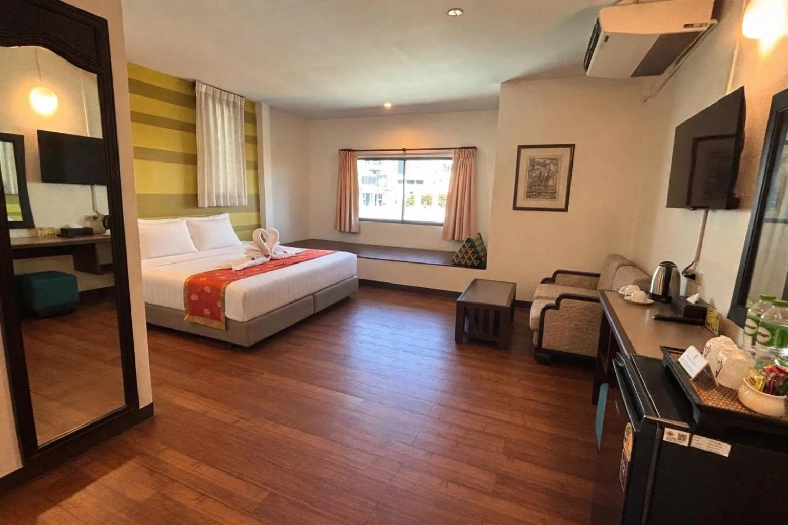 Bed in Woraburi Sukhumvit Hotel