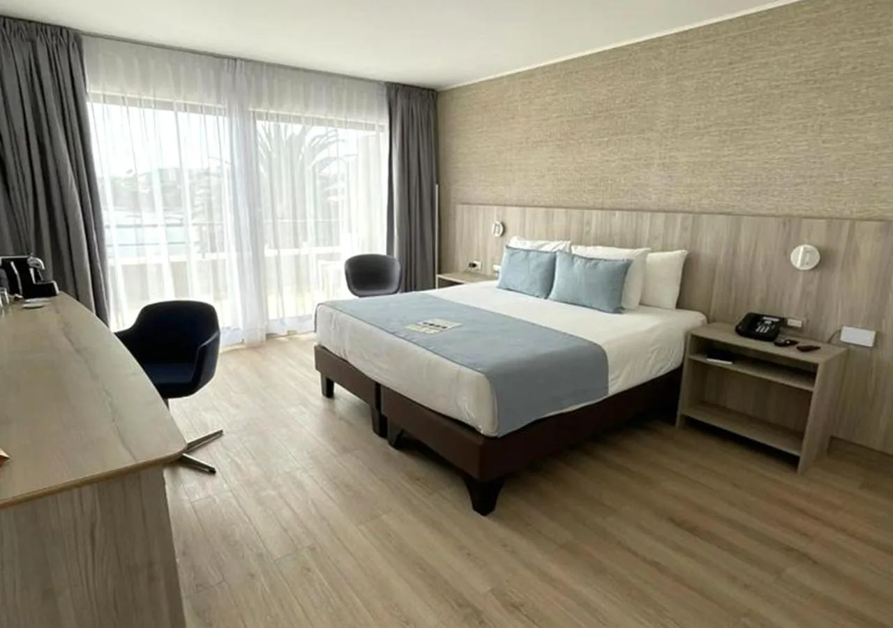 Photo of the whole room, Bed in Yachting Hotel Quintero