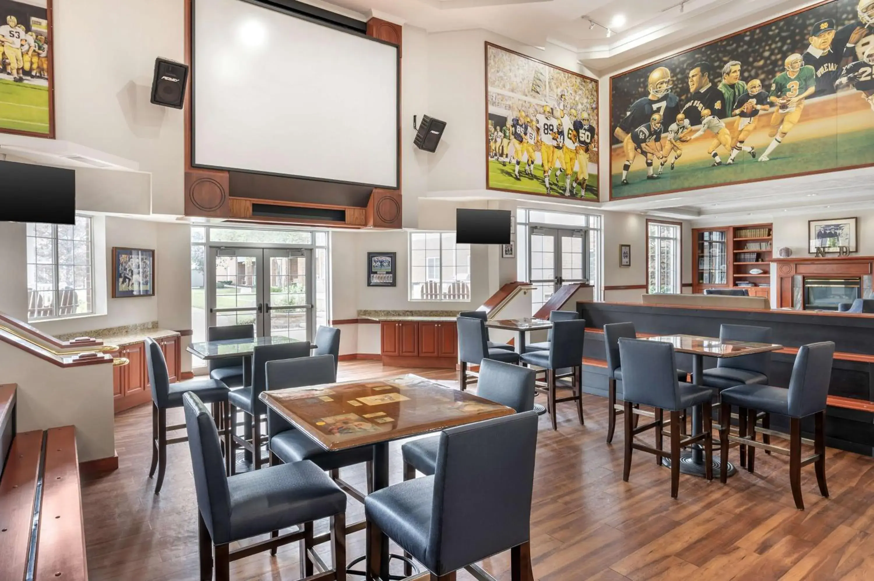 Lobby or reception in Hilton Vacation Club Varsity Club South Bend, IN Lobby or reception in Hilton Vacation Club Varsity Club South Bend, IN