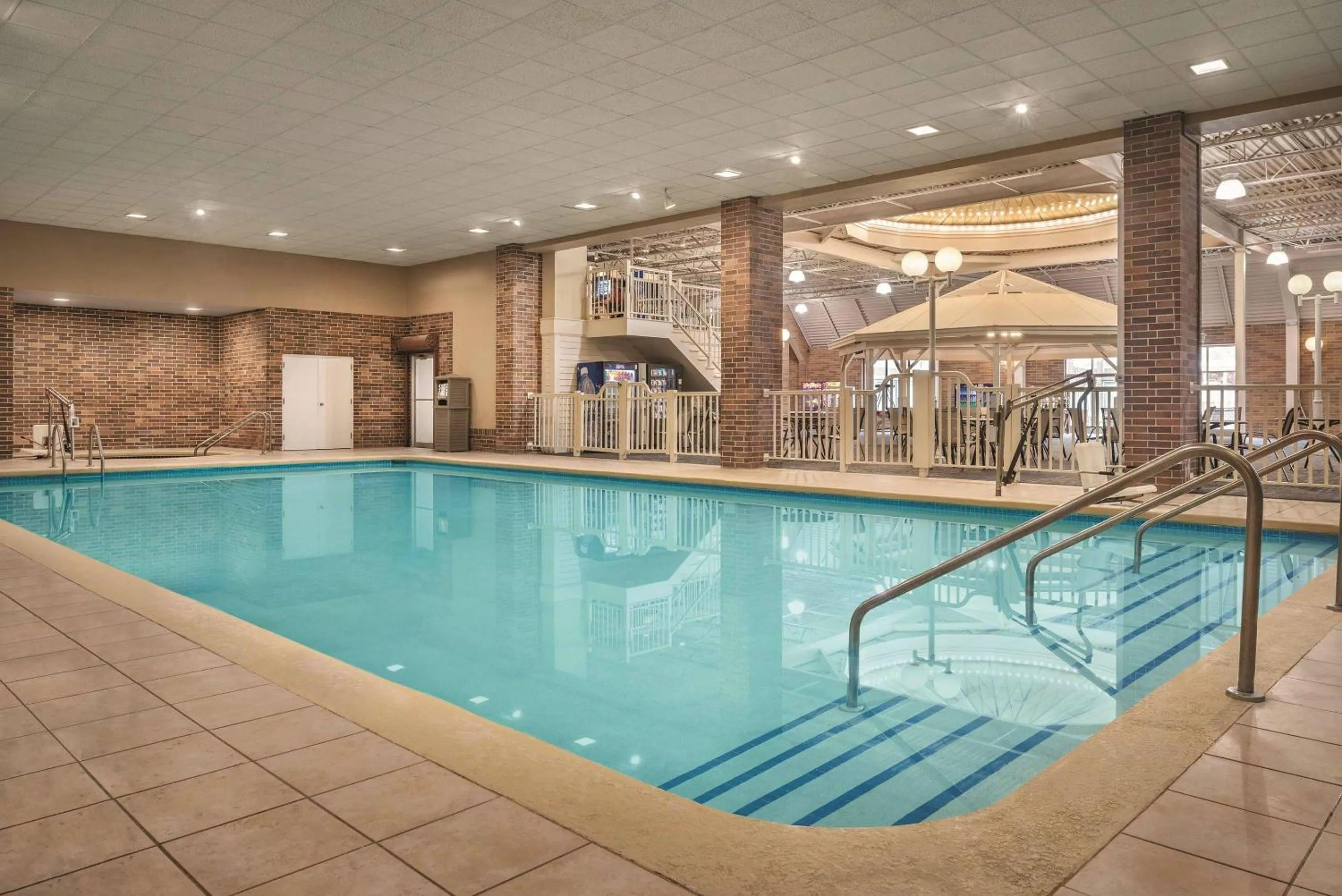Swimming pool in Radisson Hotel and Conference Center Fond du Lac
