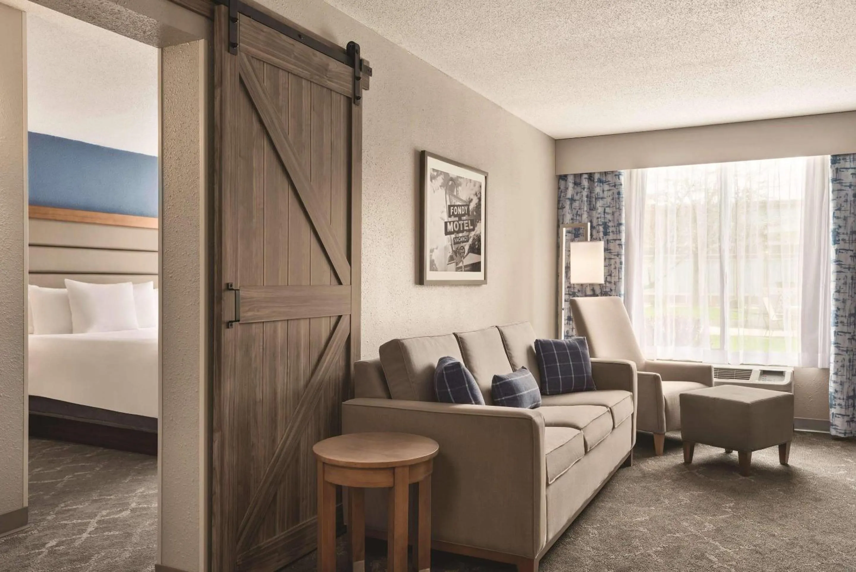 Bedroom, Bed in Radisson Hotel and Conference Center Fond du Lac