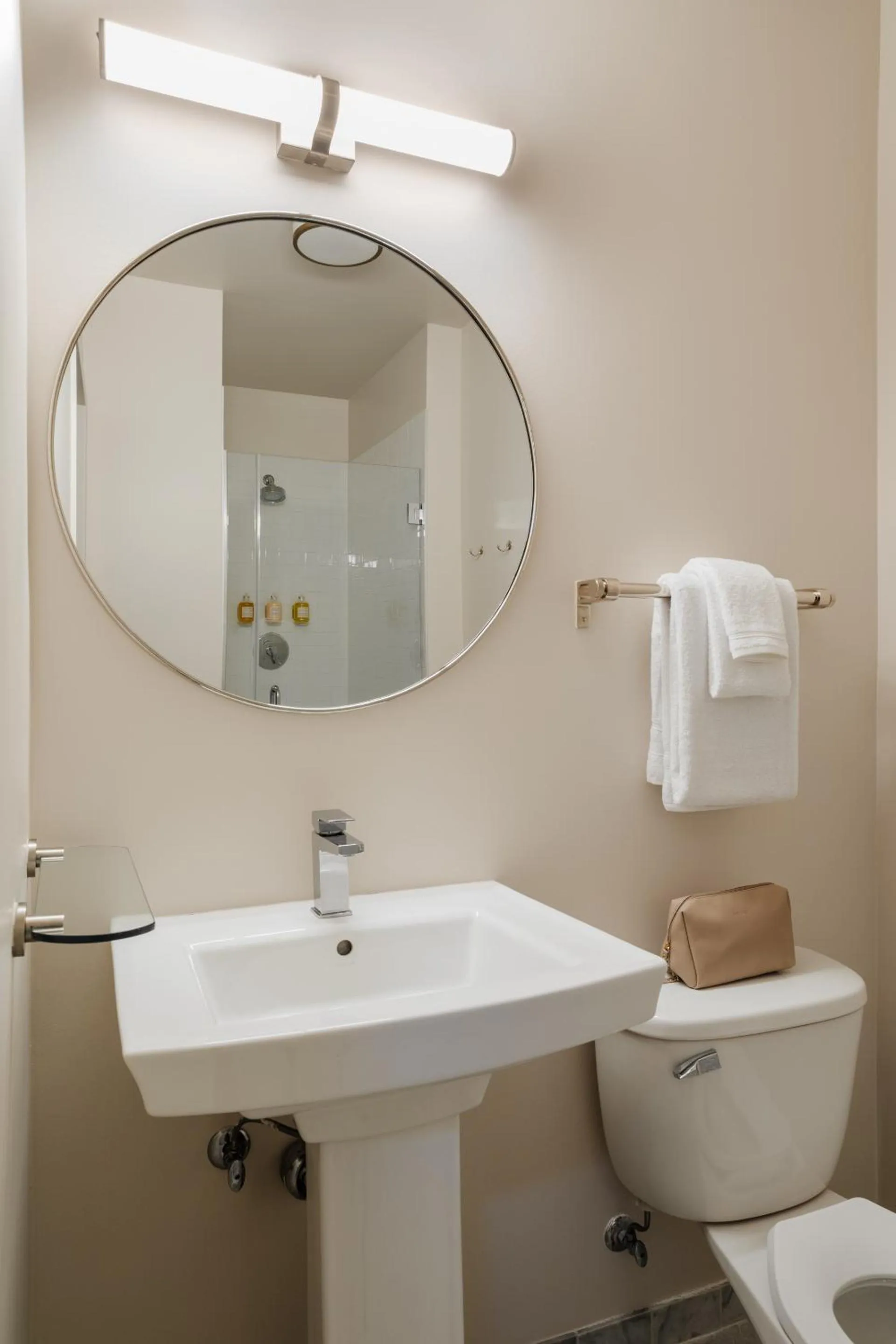 Bathroom in FOUND Hotel Chicago River North