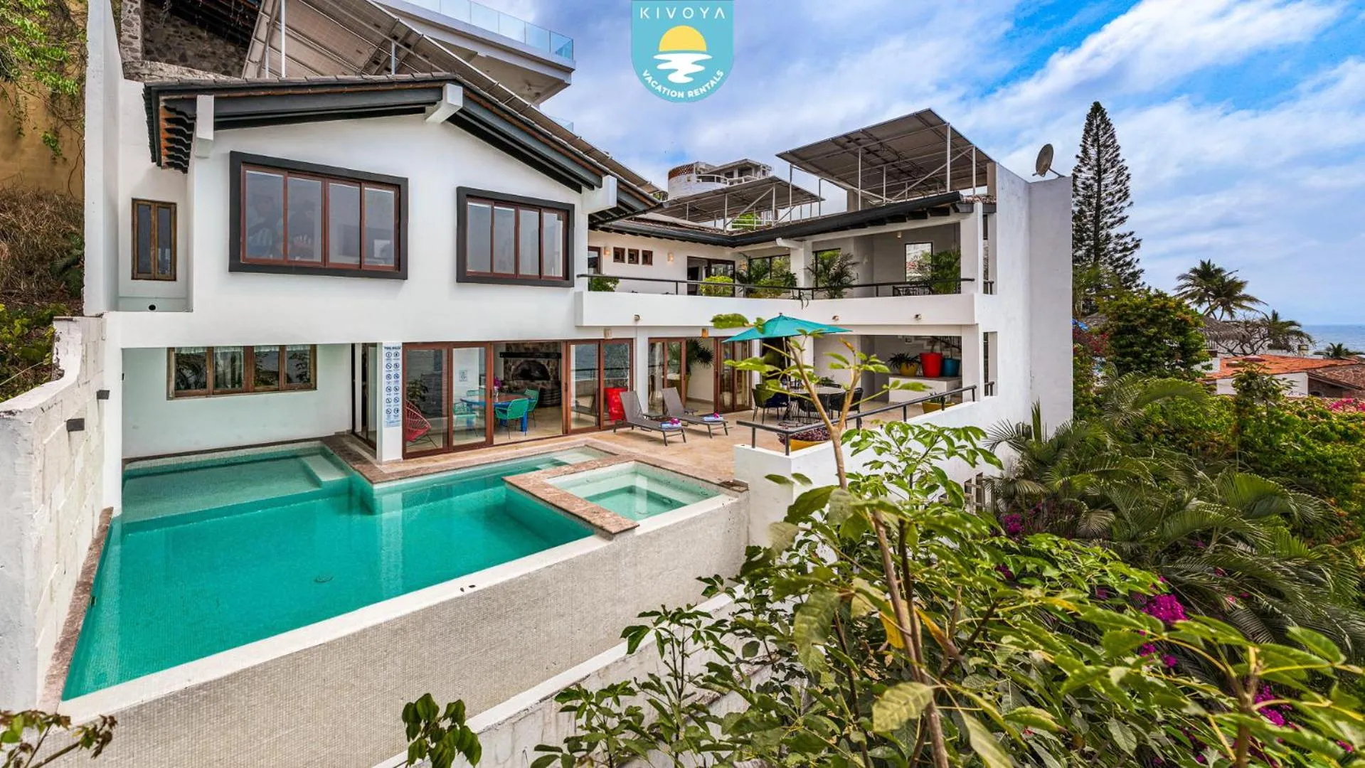 Property building in Casa Bahía Linda by Kivoya