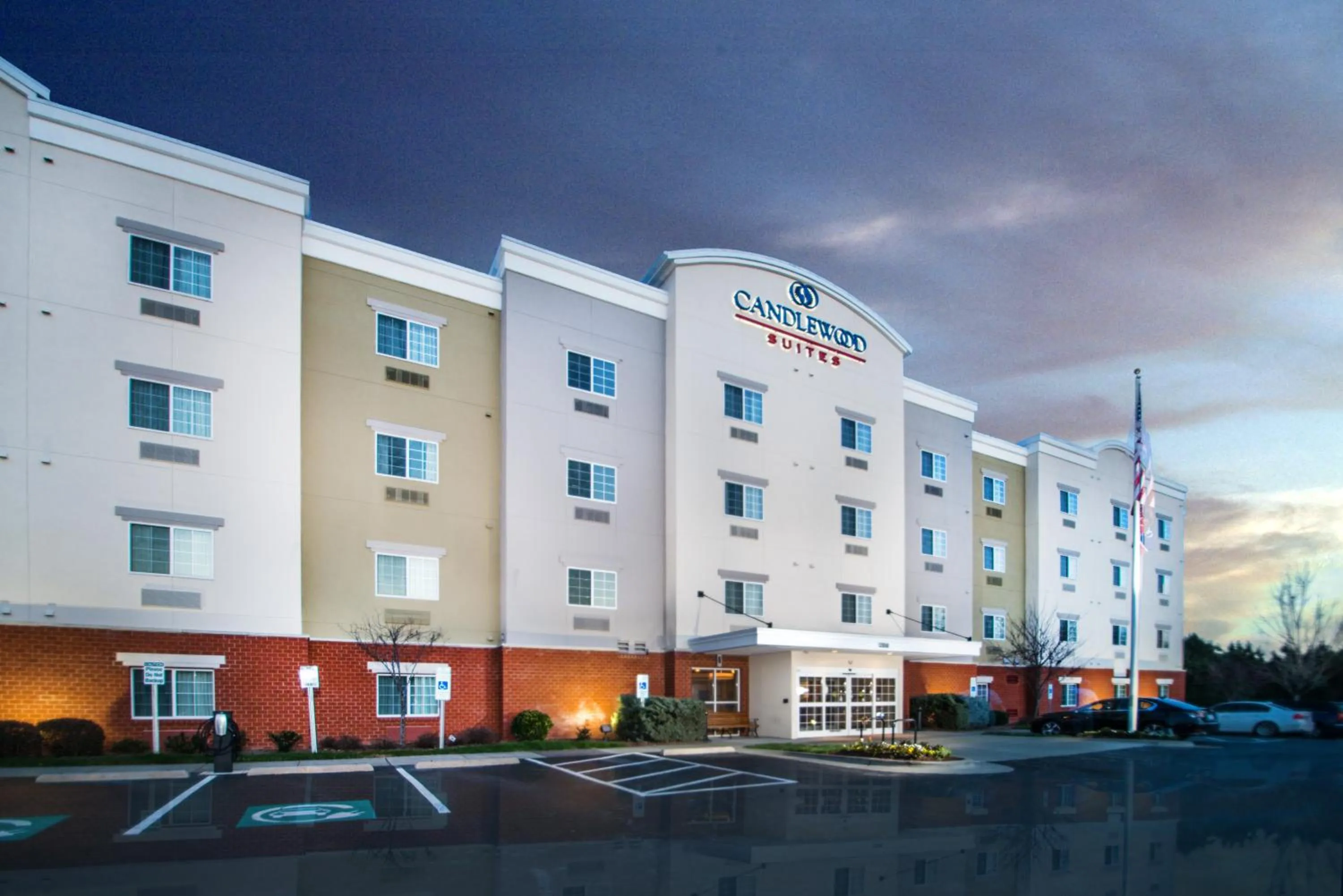 Property building in Candlewood Suites Wake Forest-Raleigh Area by IHG