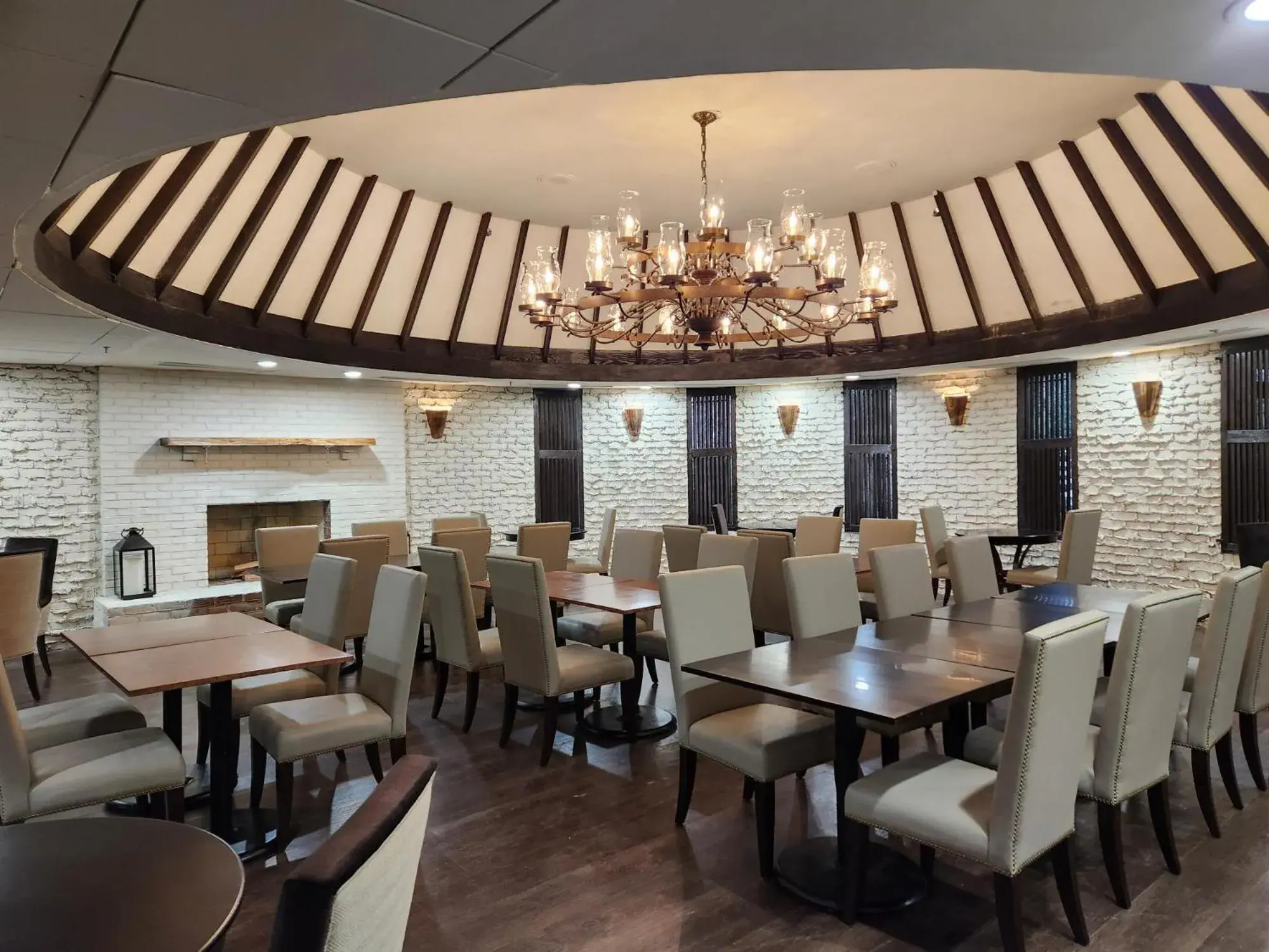 Restaurant/places to eat in Fort Magruder Historic Williamsburg, Trademark by Wyndham Restaurant/places to eat in Fort Magruder Historic Williamsburg, Trademark by Wyndham