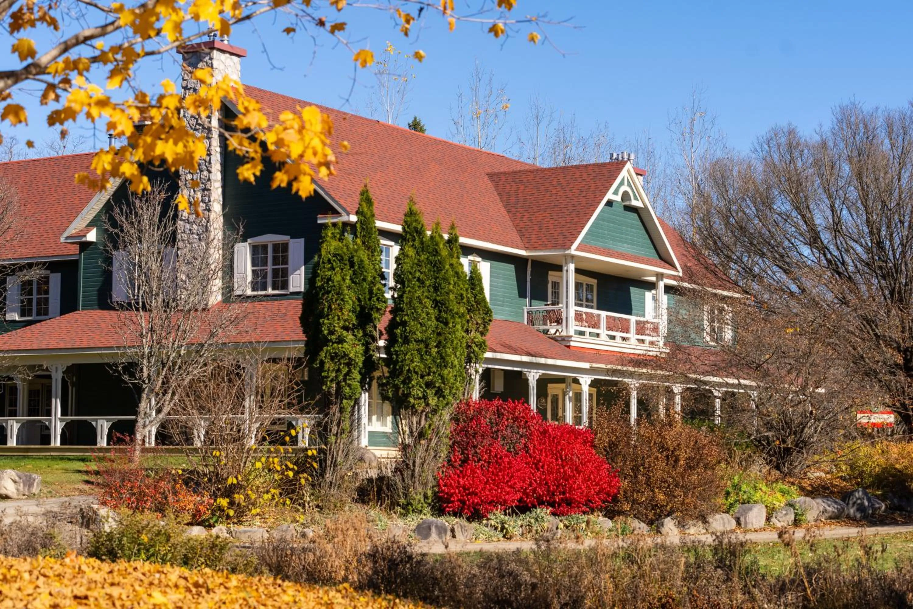 Property building in Le Baluchon Éco-villégiature