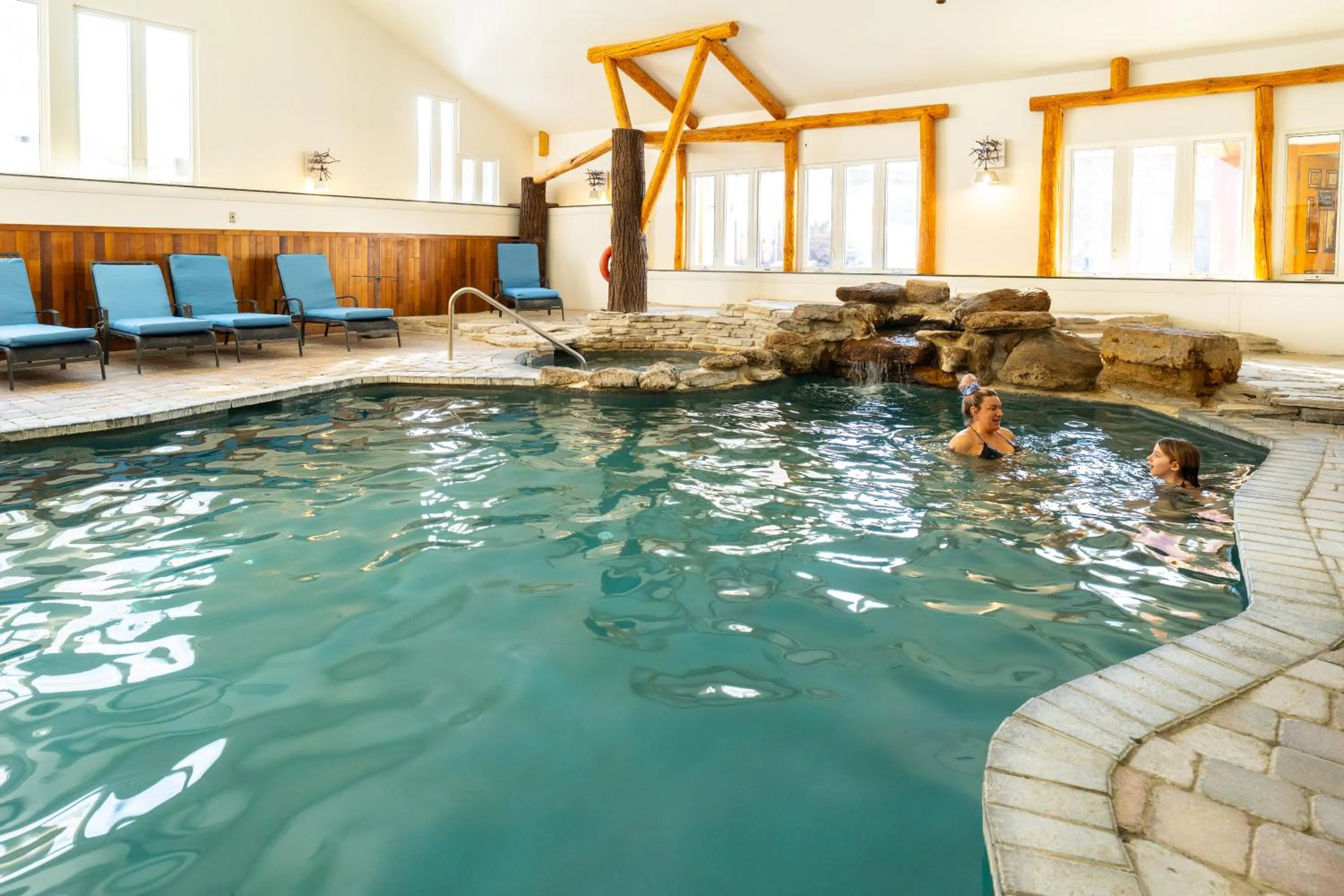 Swimming pool in Le Baluchon Éco-villégiature