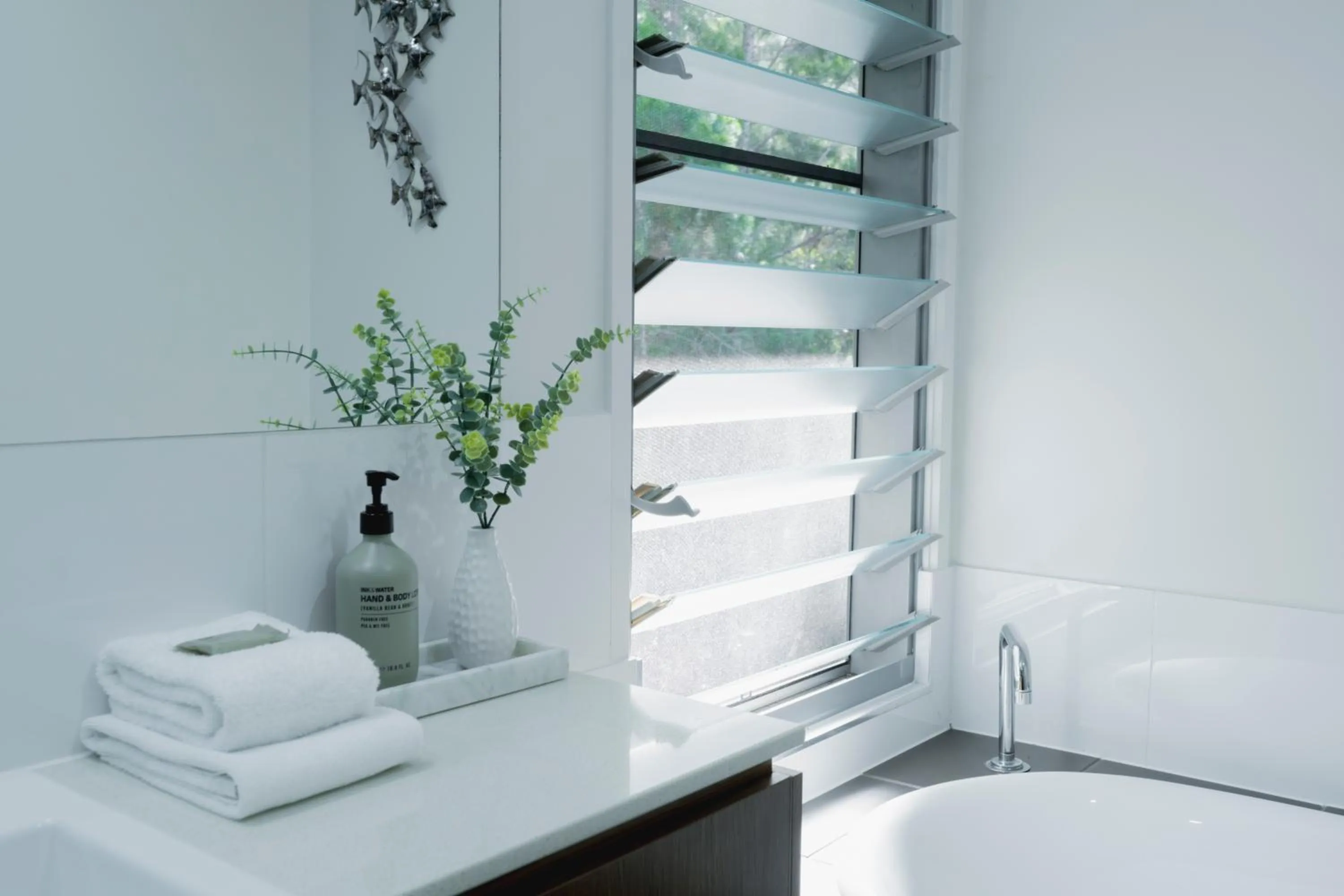 Bathroom in Beach Road Holiday Homes