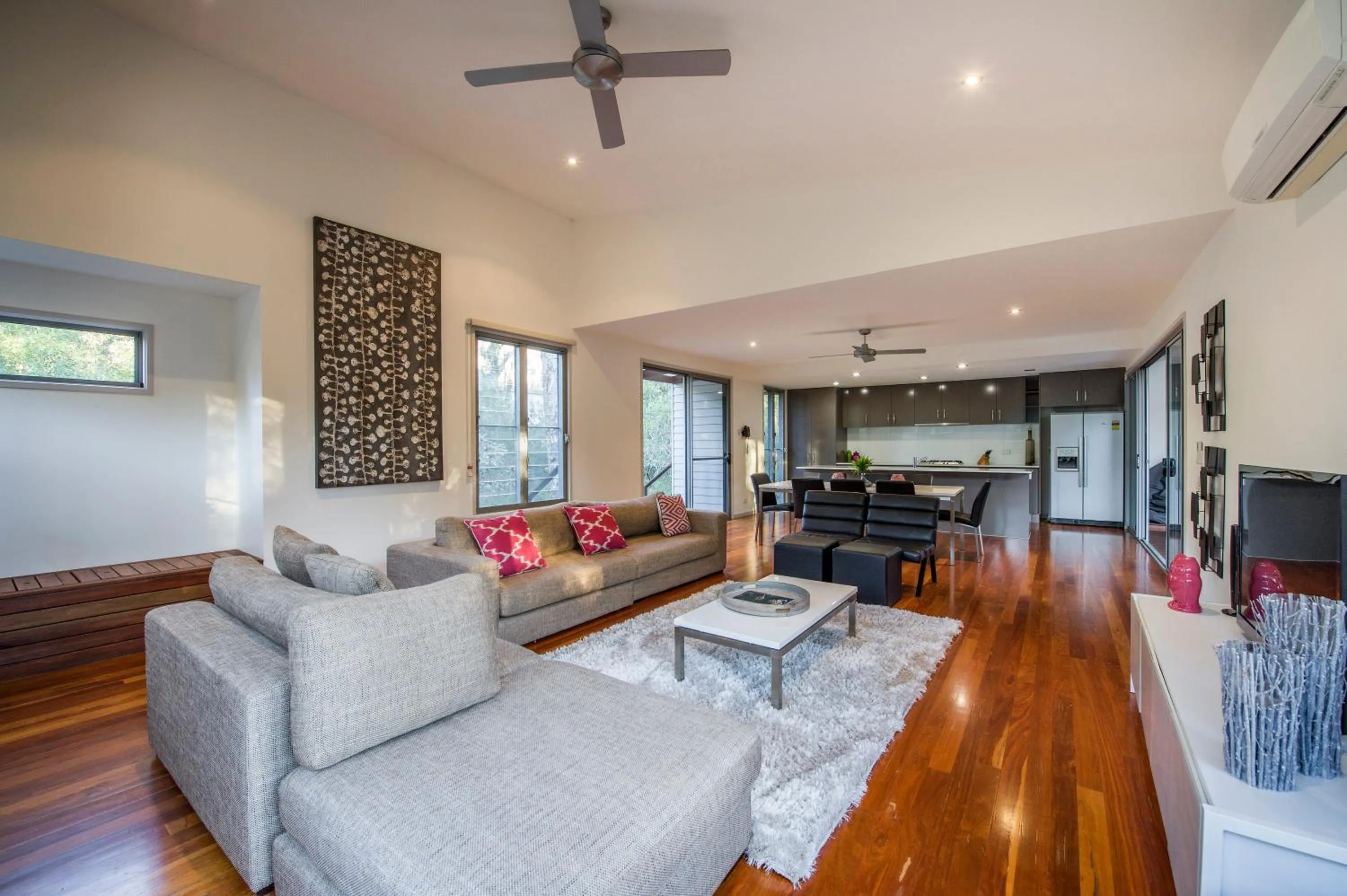Kitchen or kitchenette in Beach Road Holiday Homes