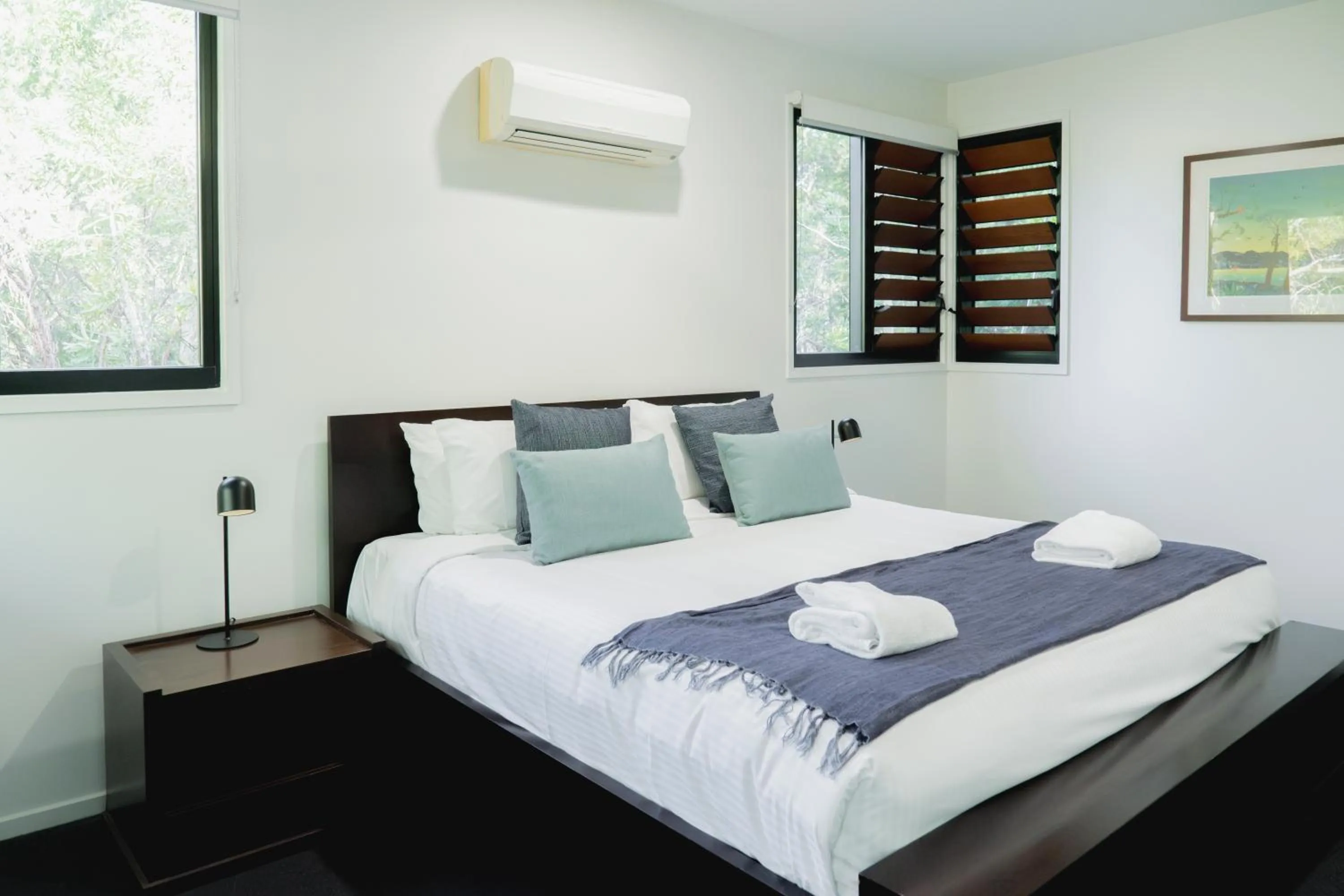 Bed in Beach Road Holiday Homes