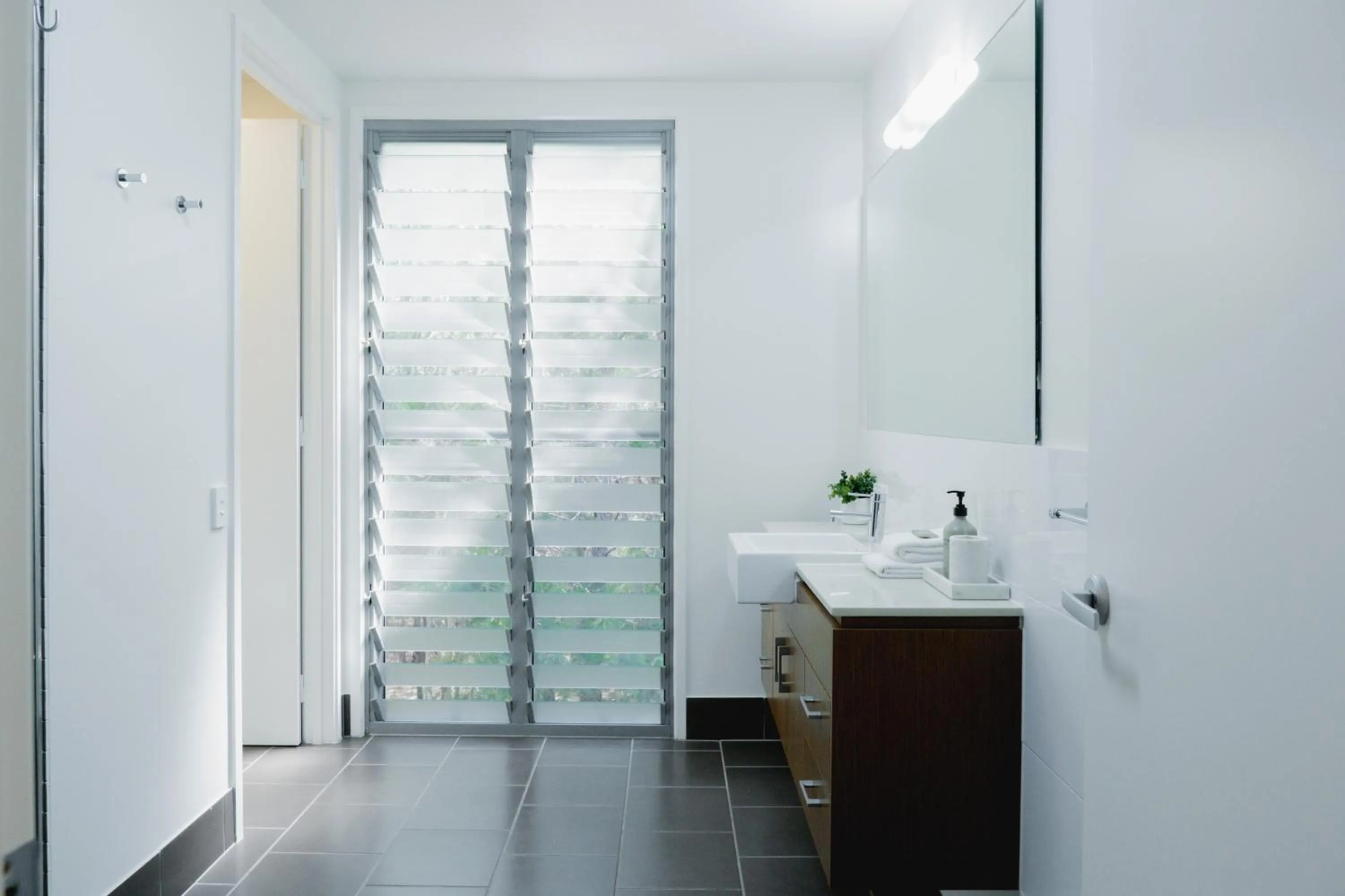 Bathroom in Beach Road Holiday Homes