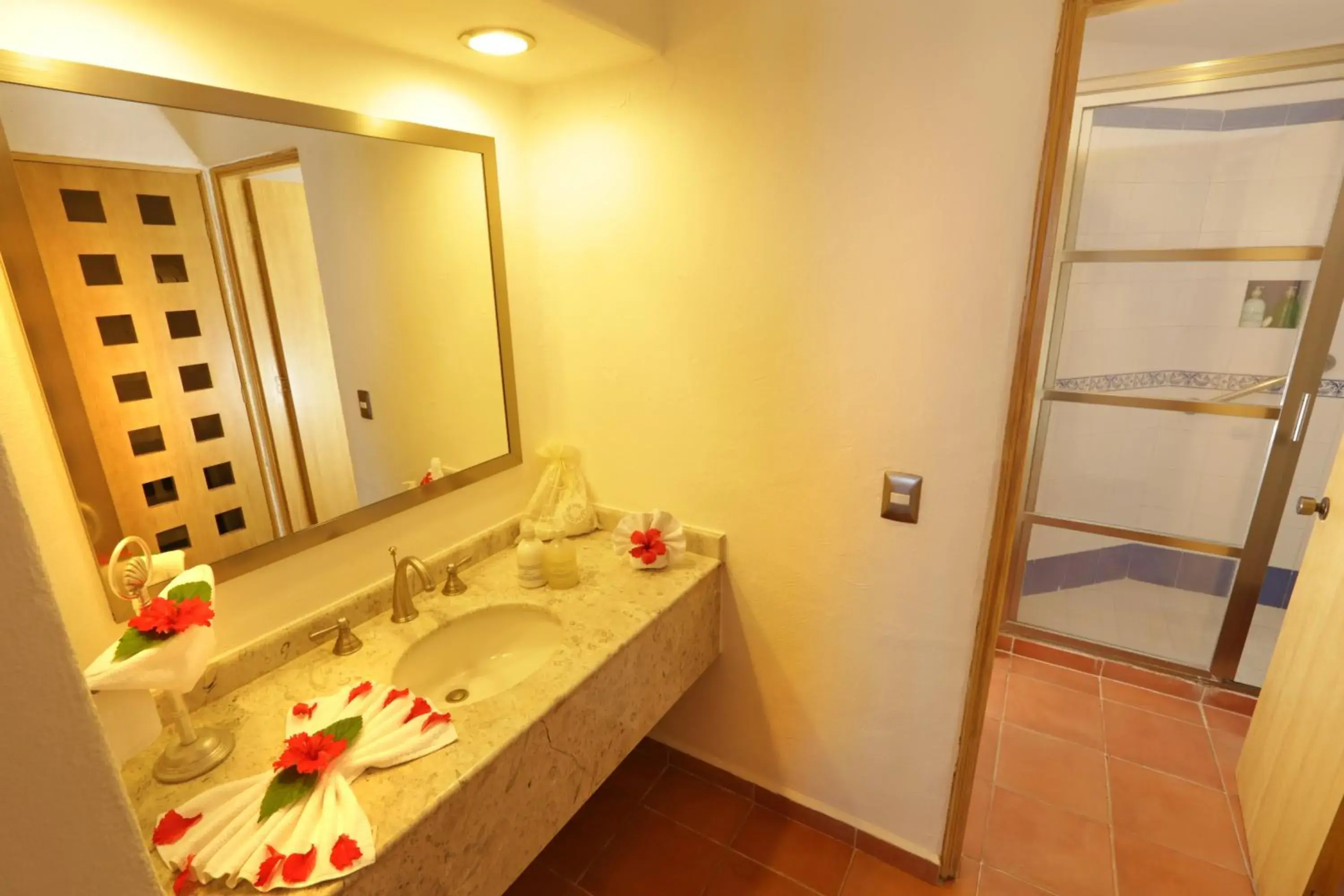 Superior Twin Room in Playa Azul Cozumel Superior Twin Room in Playa Azul Cozumel