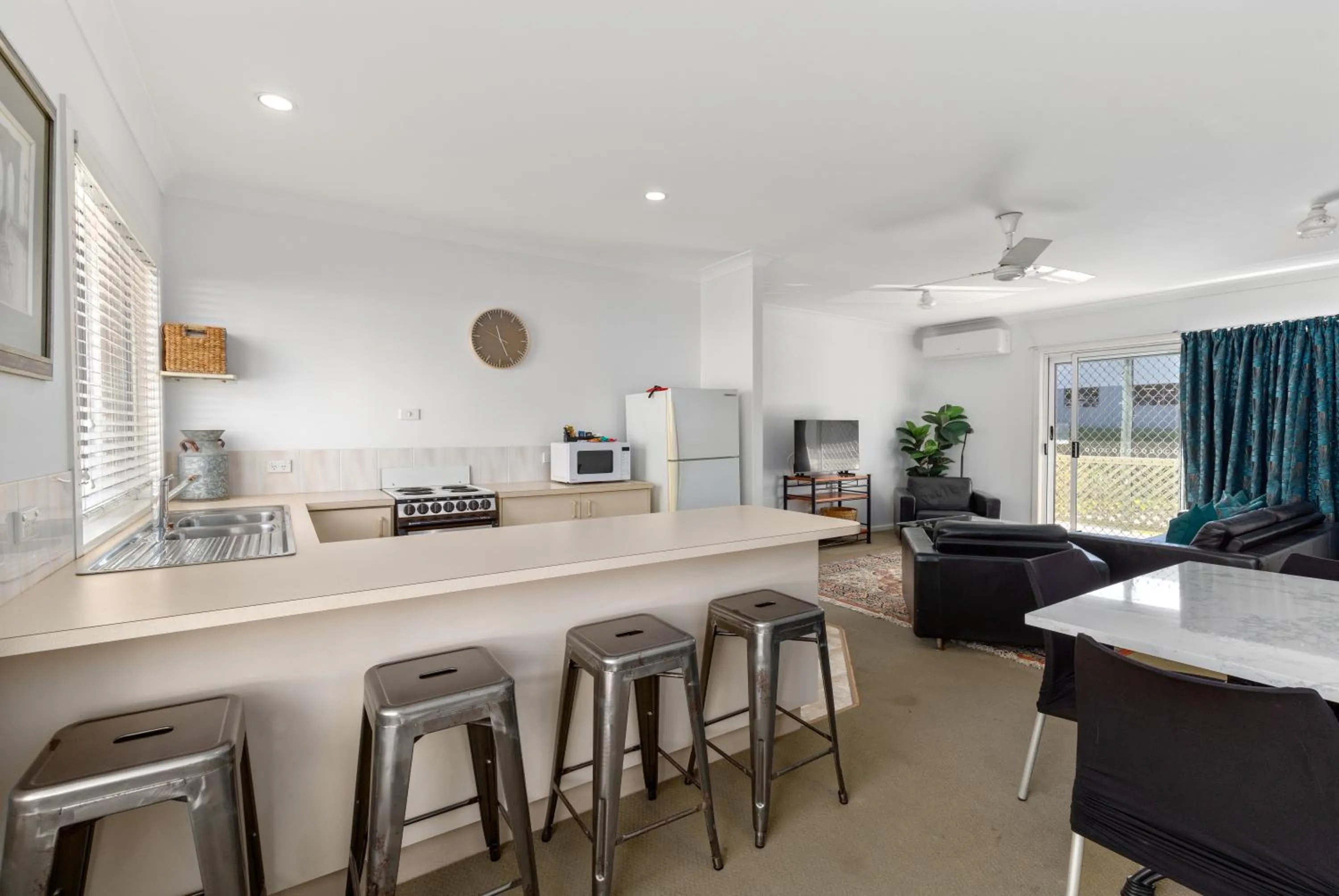 Kitchen or kitchenette in Motel Miramar