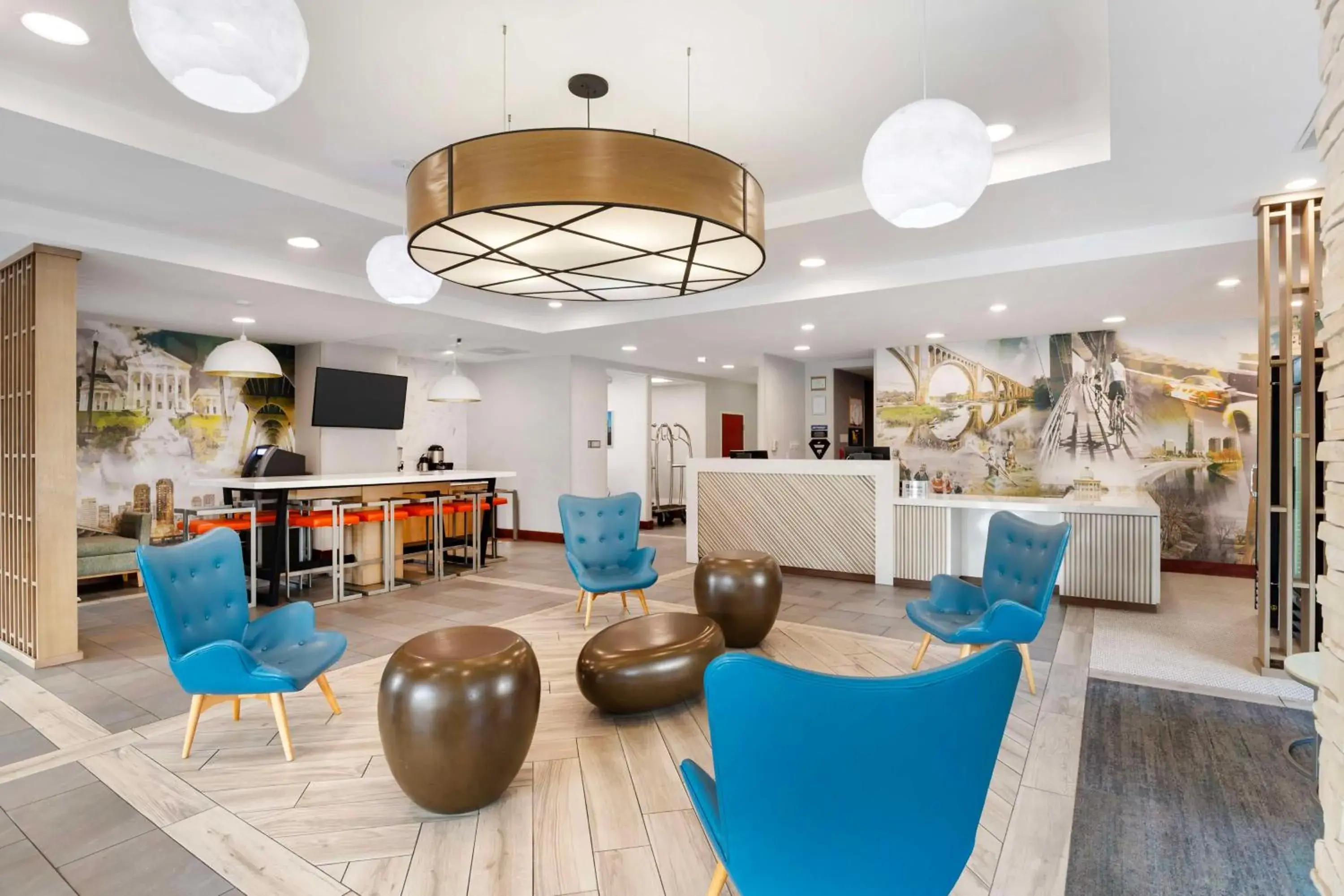 Lobby or reception in Best Western Premier Richmond City Gateway Lobby or reception in Best Western Premier Richmond City Gateway