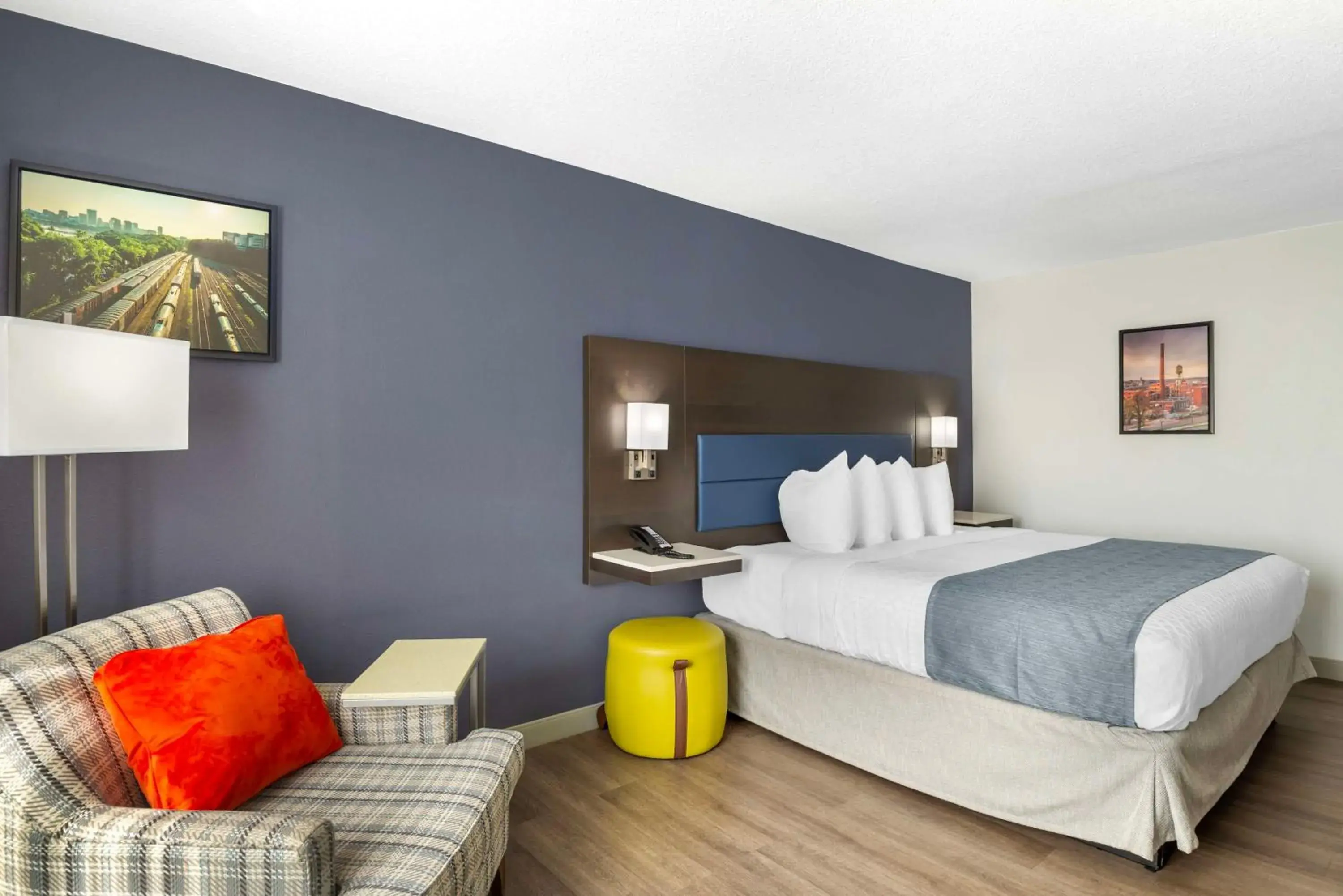 Bedroom, Bed in Best Western Premier Richmond City Gateway Bedroom, Bed in Best Western Premier Richmond City Gateway