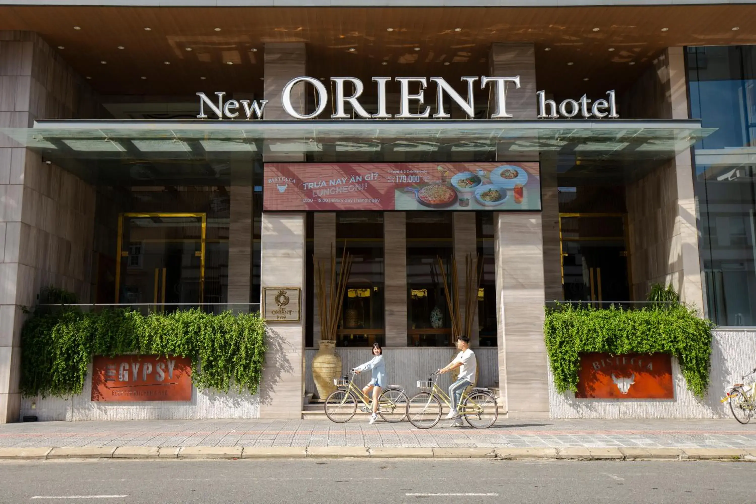 Property building in New Orient Hotel Da Nang Property building in New Orient Hotel Da Nang