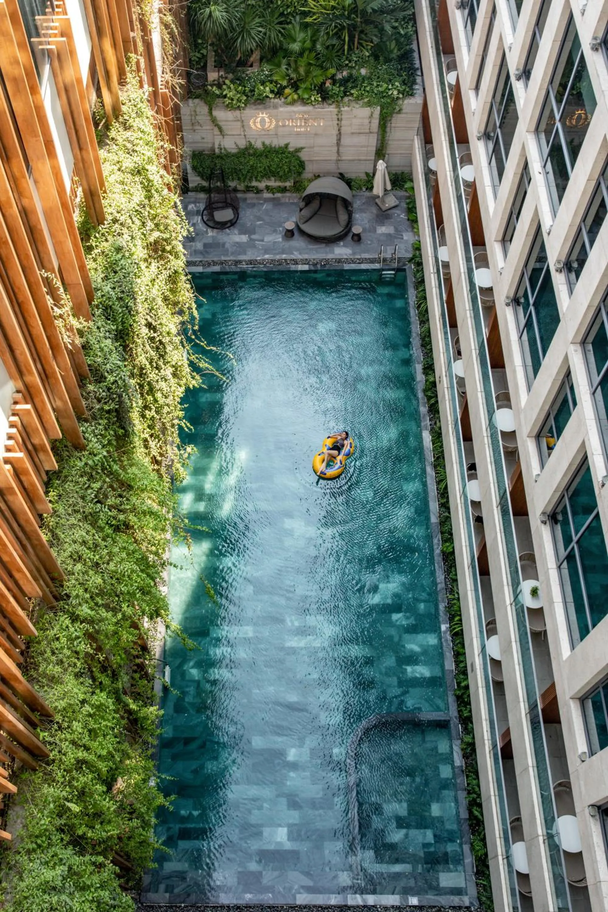 Swimming pool in New Orient Hotel Da Nang
