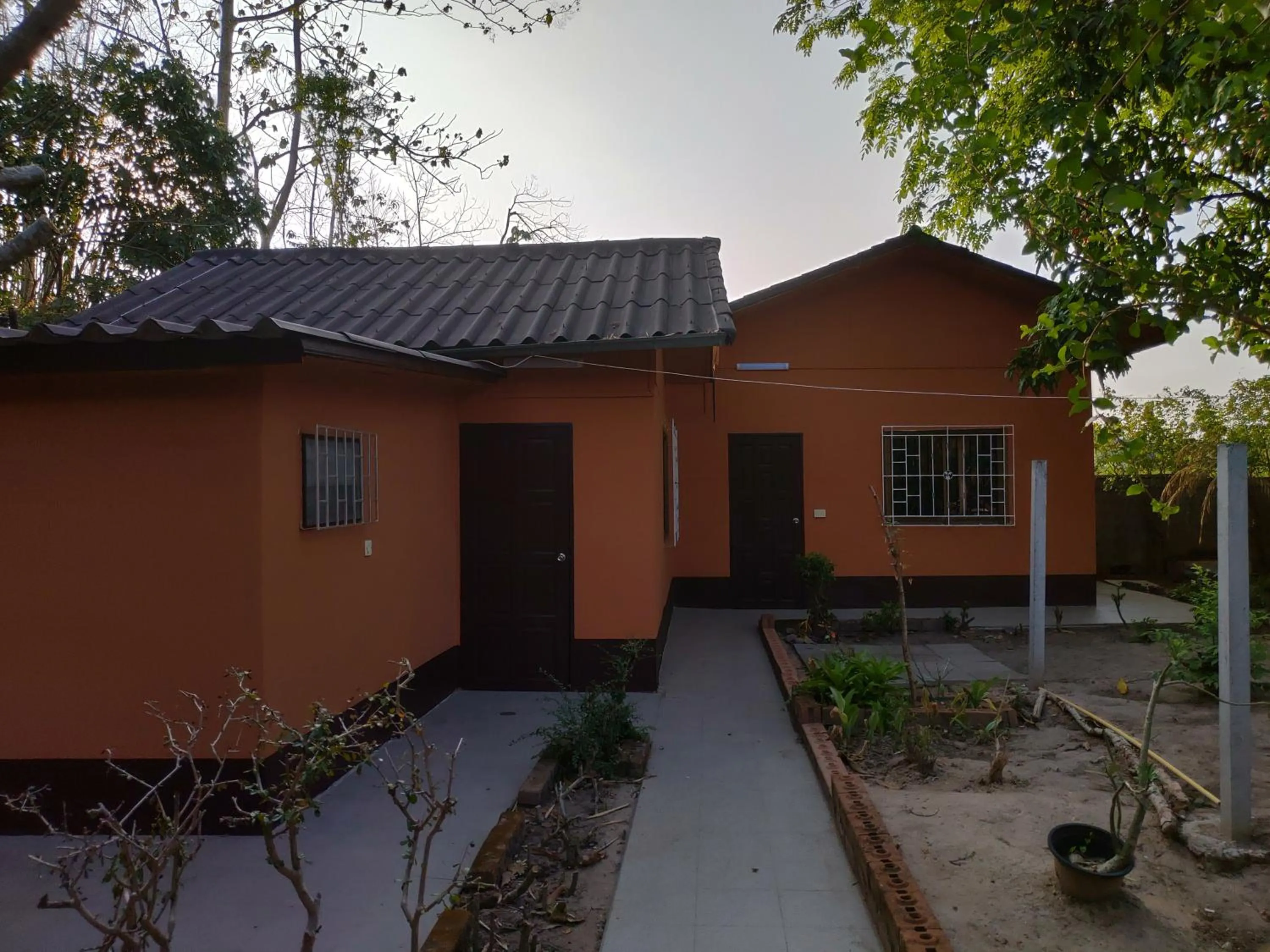 Home Stay Stc Bed And Breakfast