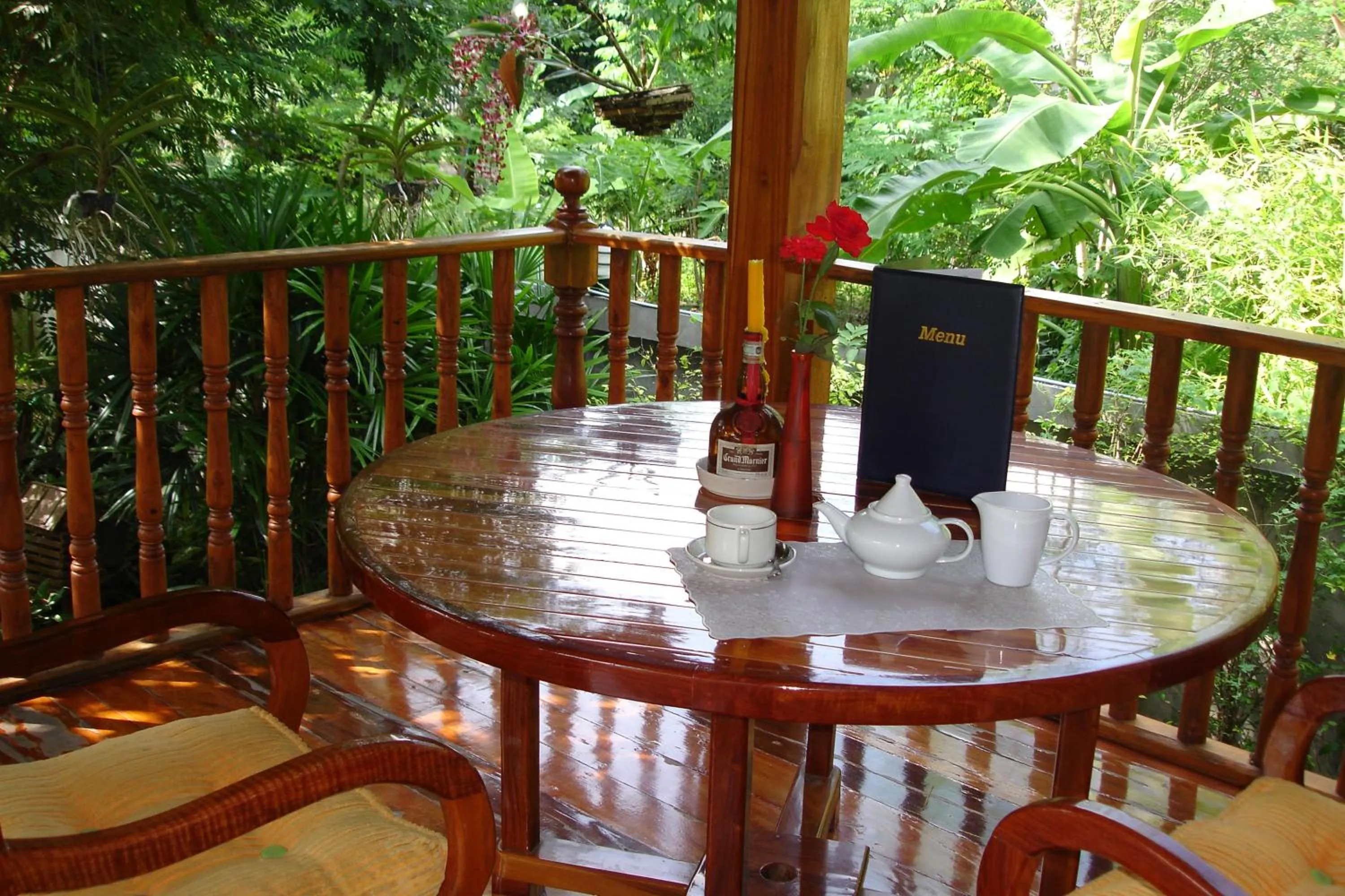 Home Stay Stc Bed And Breakfast