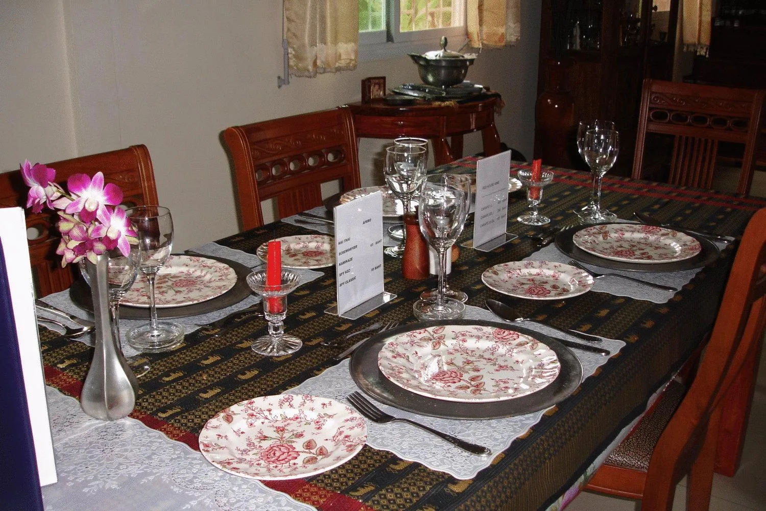 Home Stay Stc Bed And Breakfast