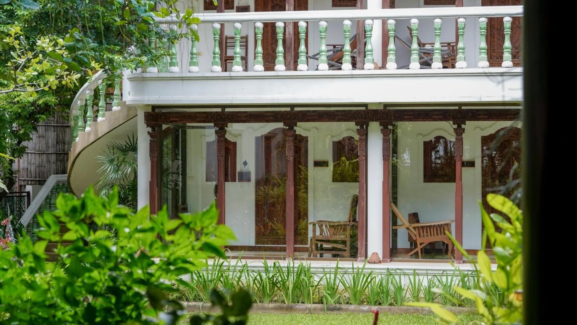 Garden in Kodchasri Thani Hotel Chiangmai