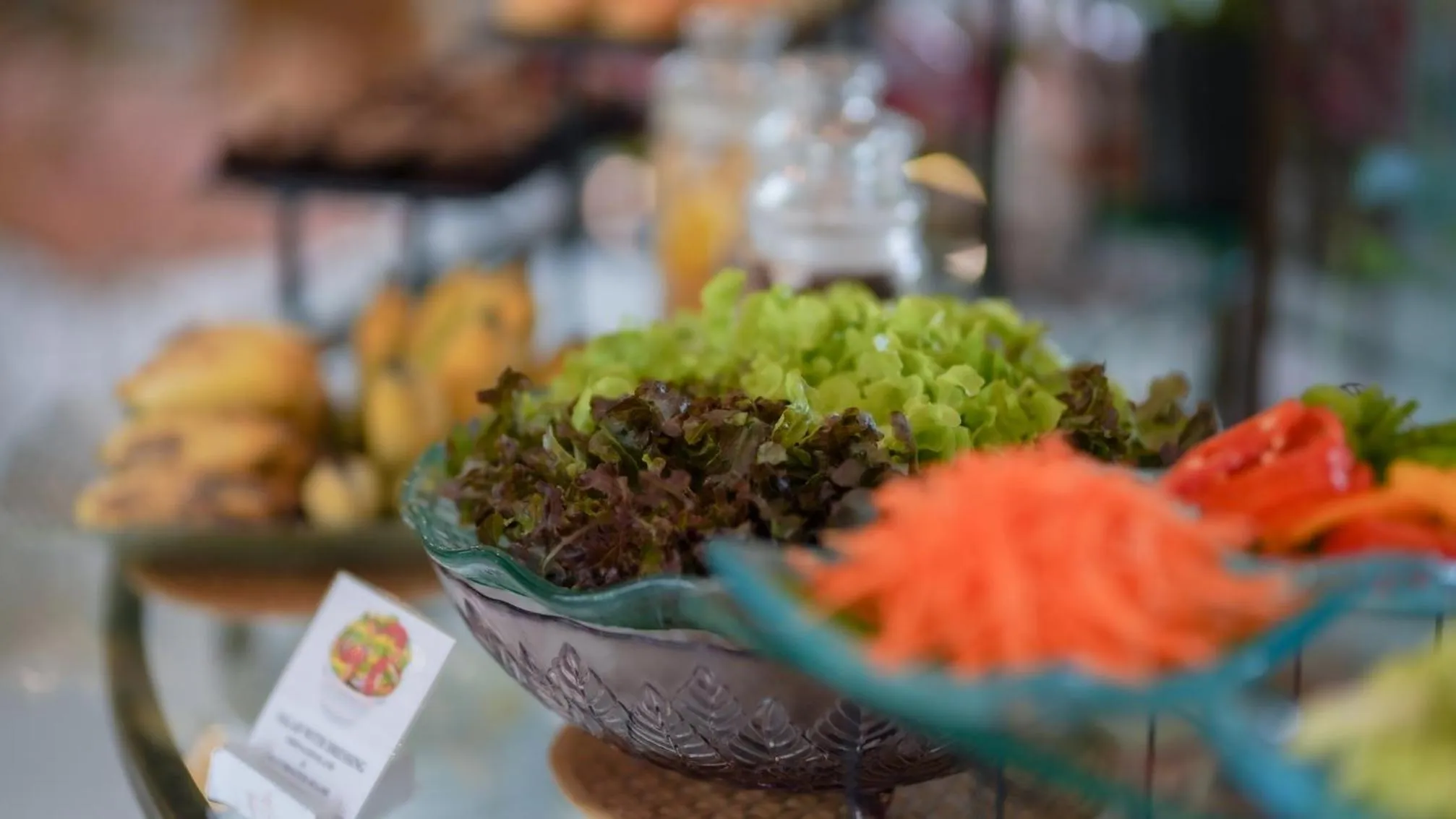 Restaurant/places to eat in Kodchasri Thani Hotel Chiangmai