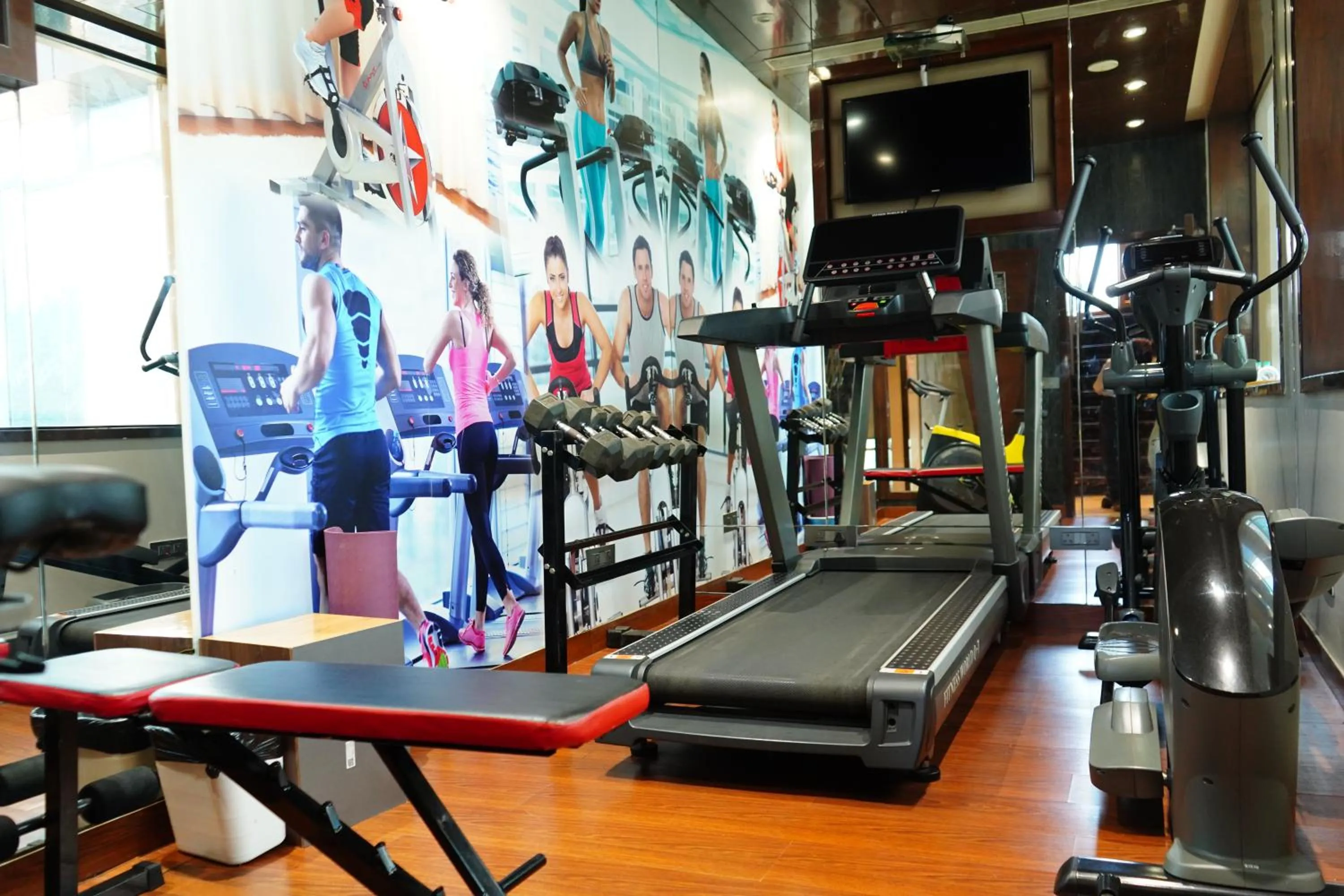 Fitness centre/facilities in Regenta Central the Crystal Kanpur,