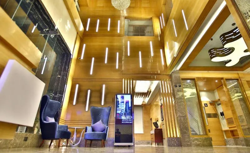 Lobby or reception in Regenta Central the Crystal Kanpur,