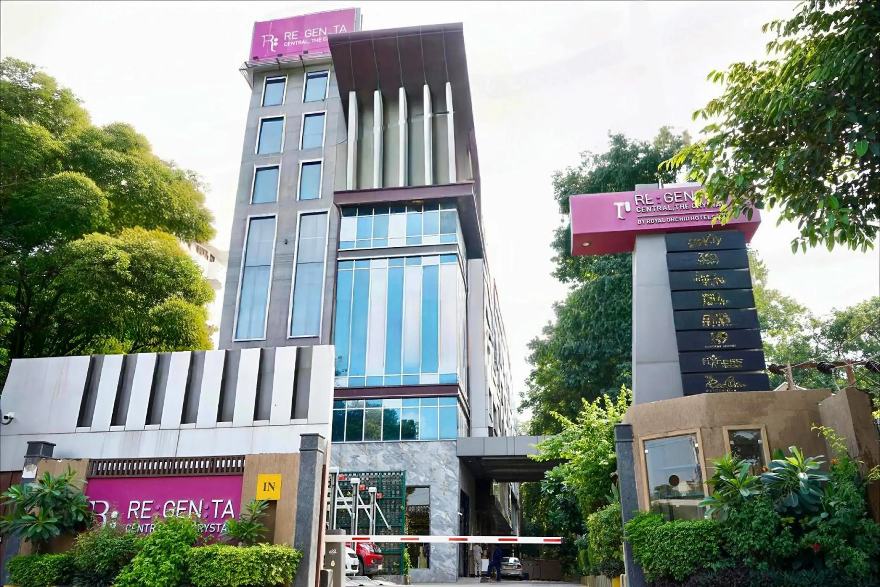 Property building in Regenta Central the Crystal Kanpur, Property building in Regenta Central the Crystal Kanpur,