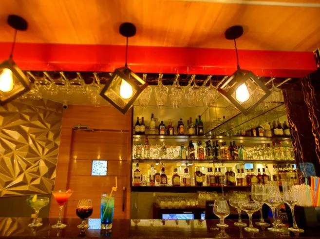 Nightclub / DJ in Regenta Central the Crystal Kanpur,