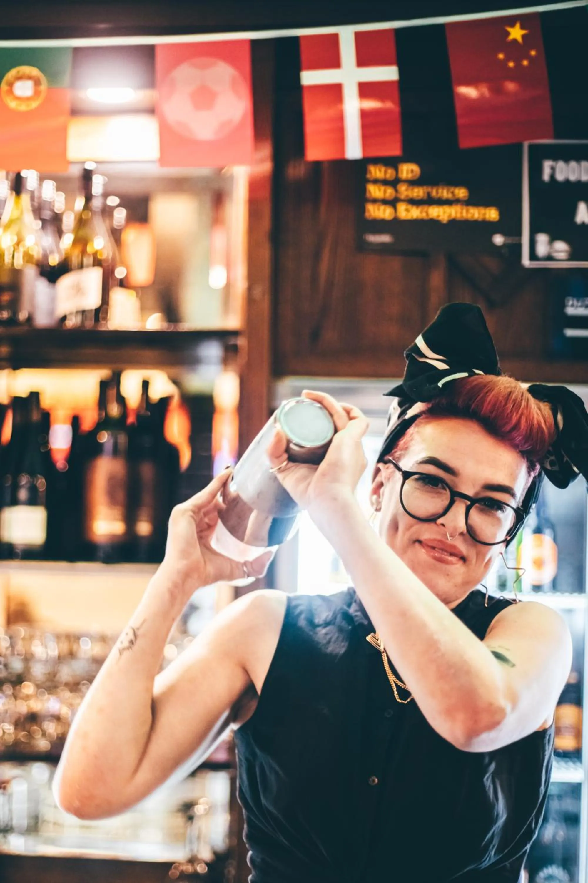 Drinks in The Cambridge Hotel & Backpackers