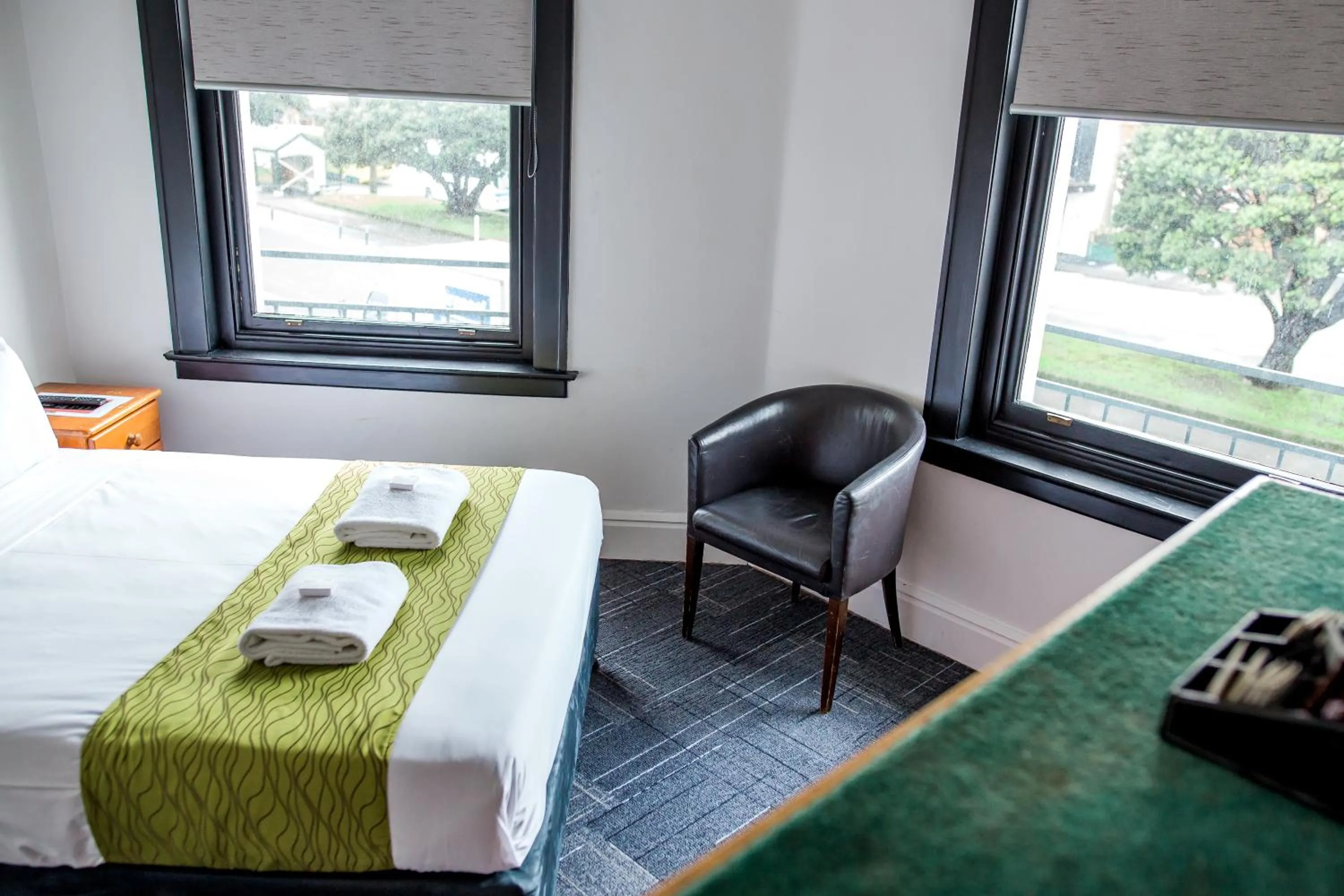 Bed in The Cambridge Hotel & Backpackers