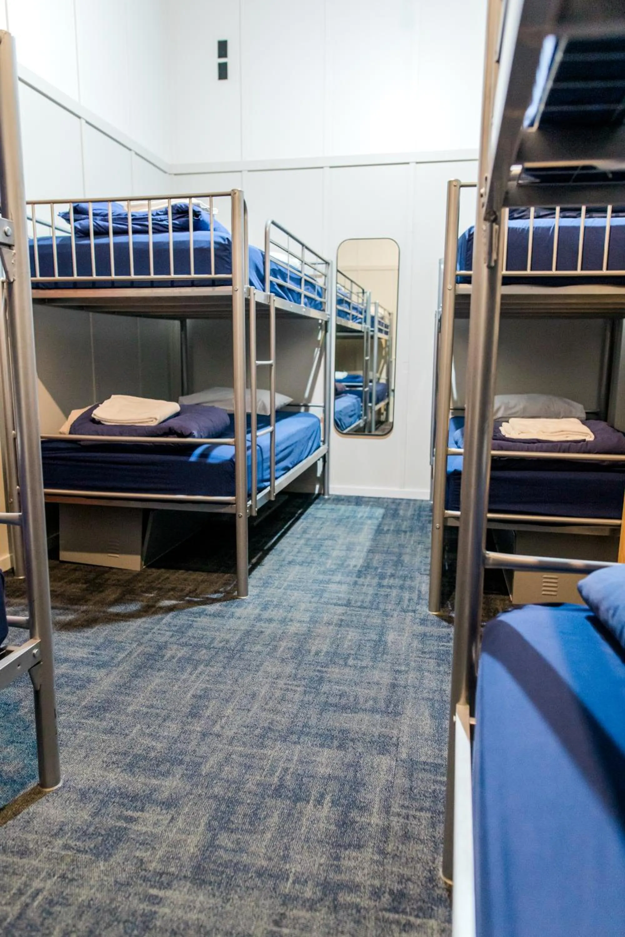 bunk bed, Bed in The Cambridge Hotel & Backpackers