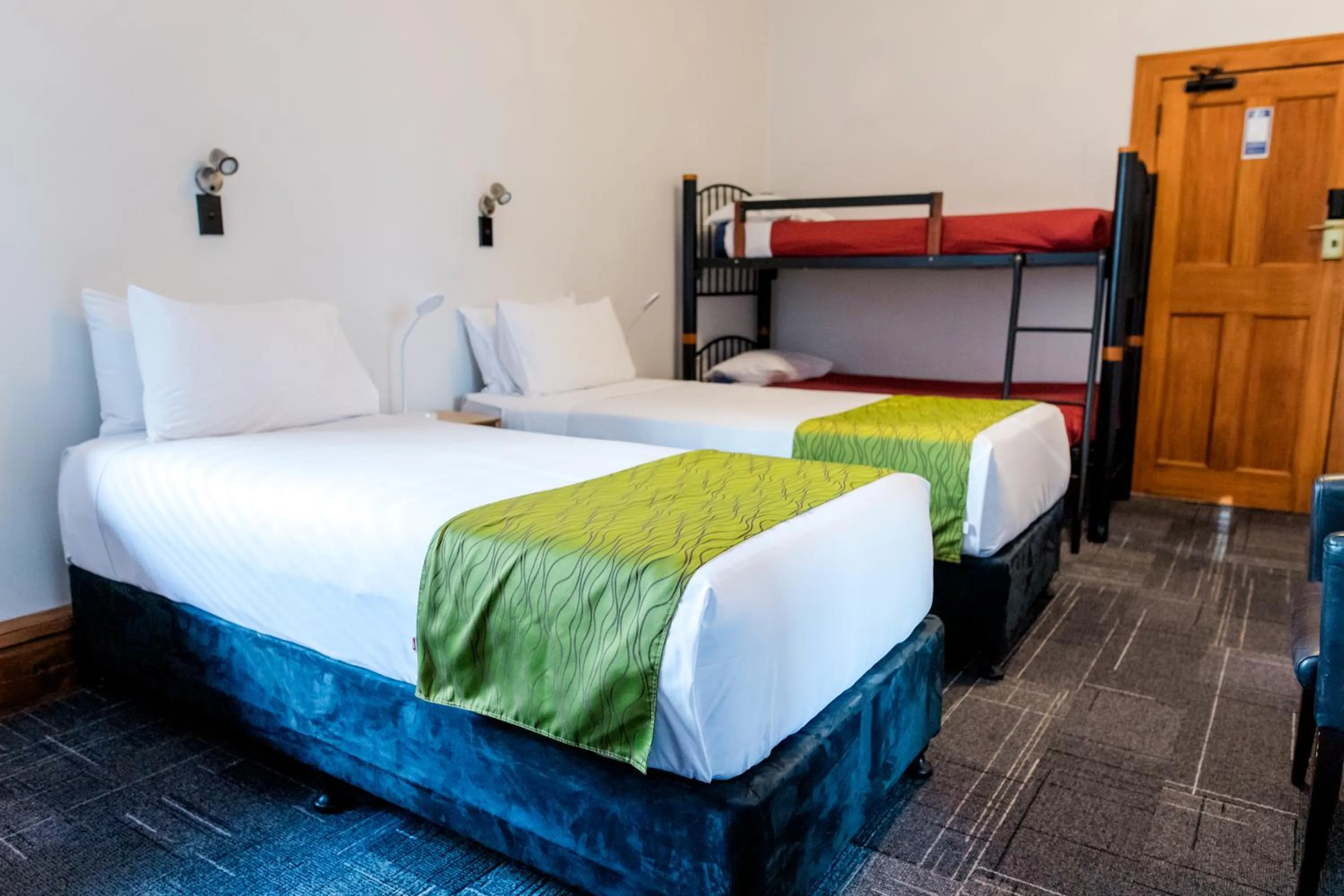 Bed in The Cambridge Hotel & Backpackers