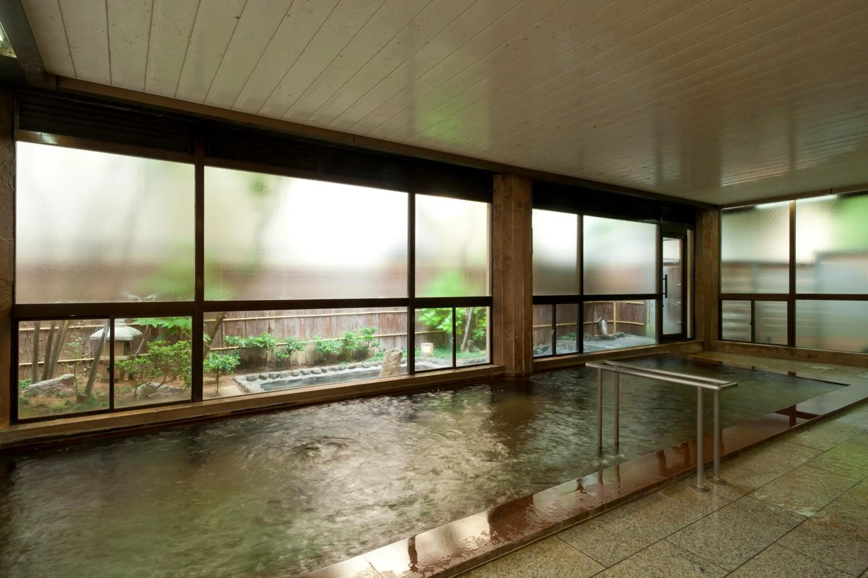 Hot Spring Bath in Yoshidaya Sannoukaku