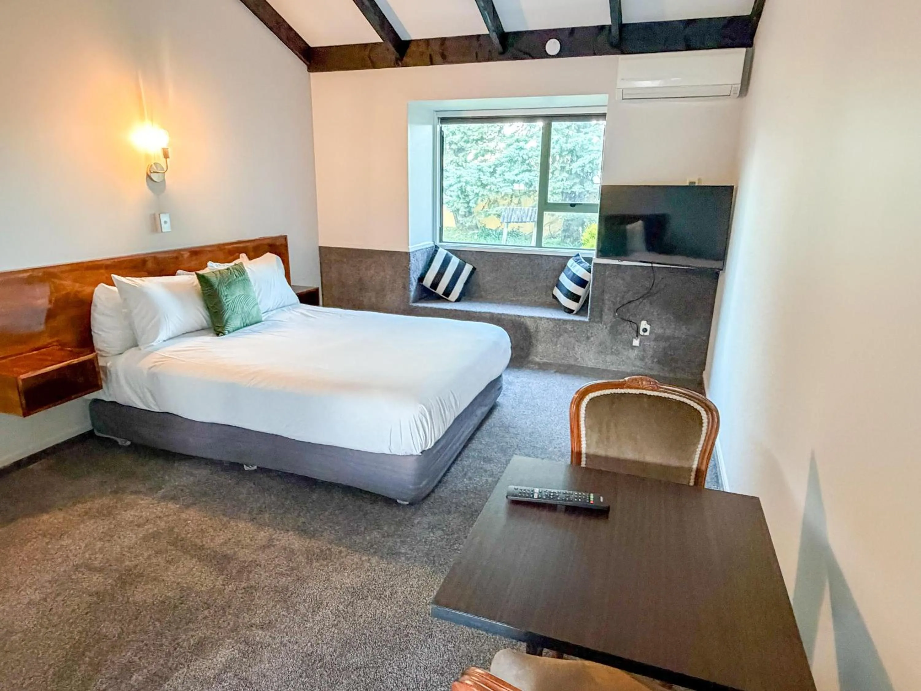 TV and multimedia in Avana Suites
