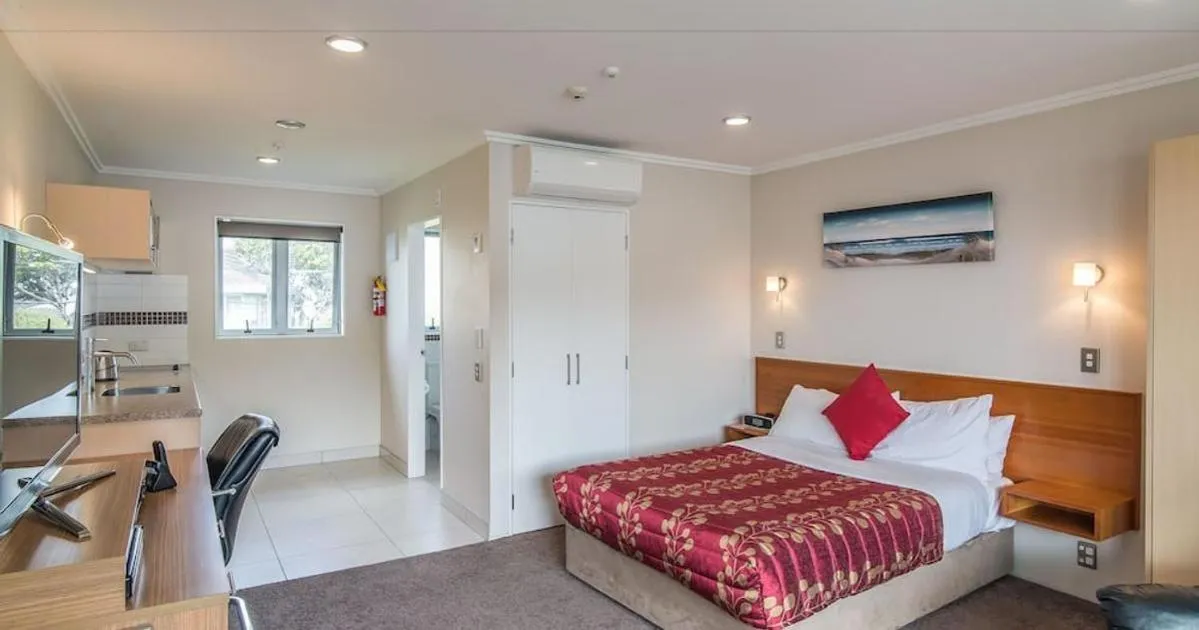 Bedroom, Bed in Avana Suites