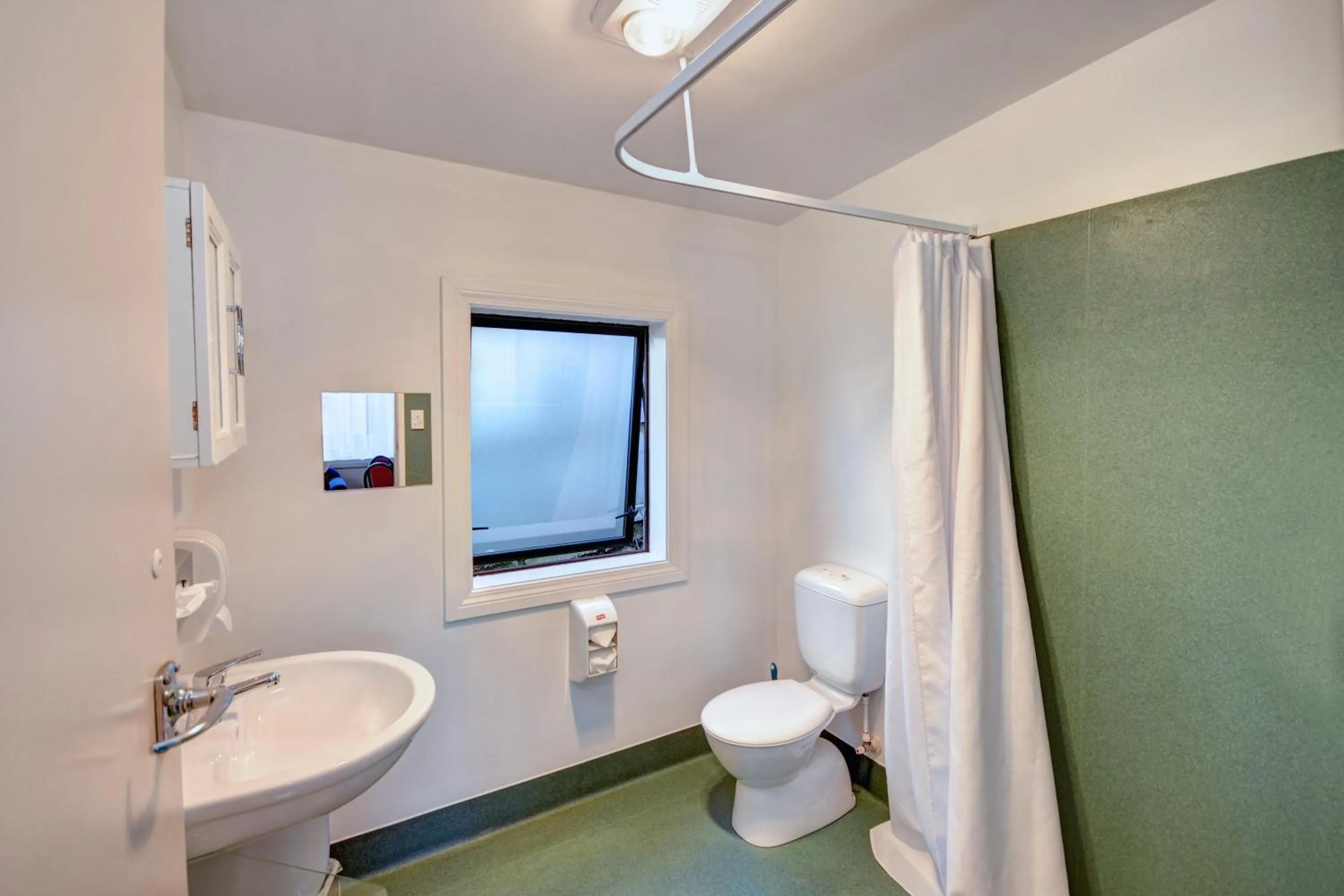 Bathroom in Garden Motel