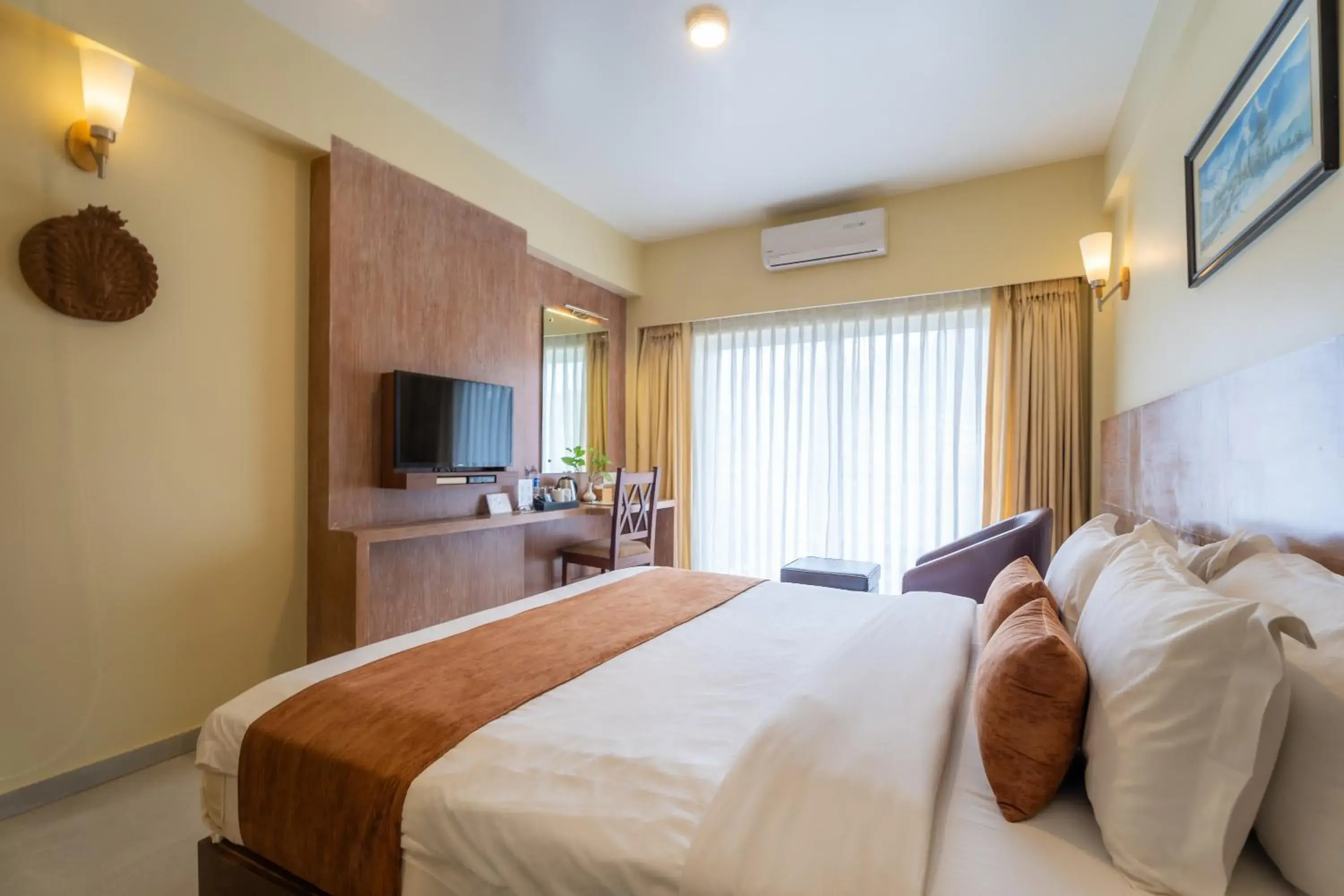 Double Room with Mountain View - single occupancy in Hotel Haven O' Ganga Double Room with Mountain View - single occupancy in Hotel Haven O' Ganga