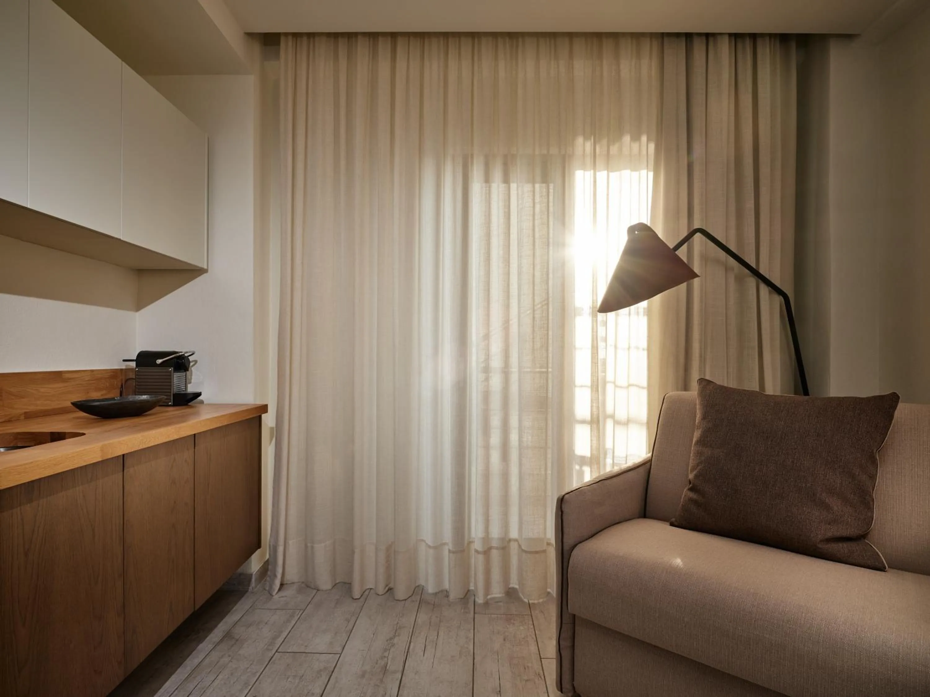 Coffee/tea facilities in Prima Vista Beachfront Boutique Hotel