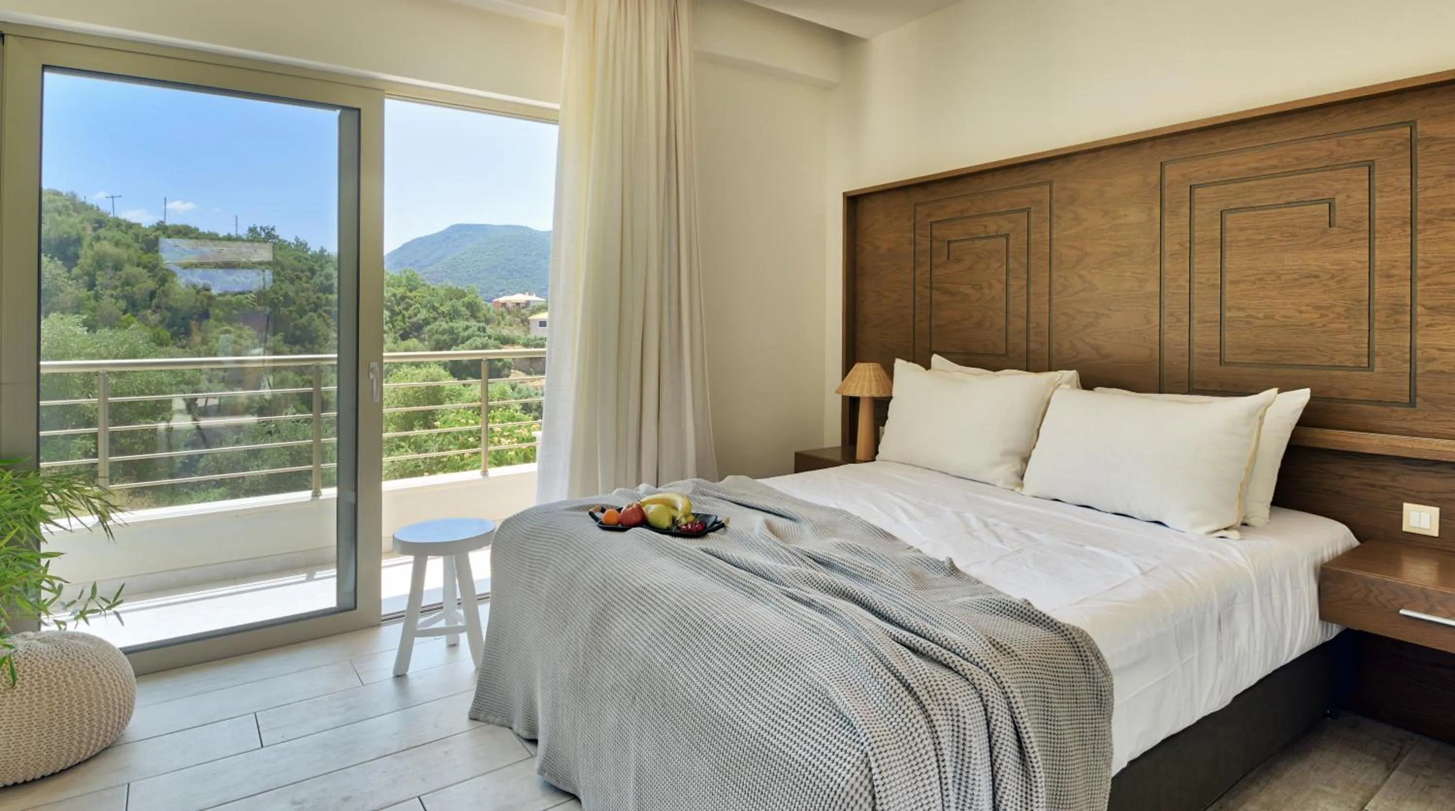 Mountain view in Prima Vista Beachfront Boutique Hotel