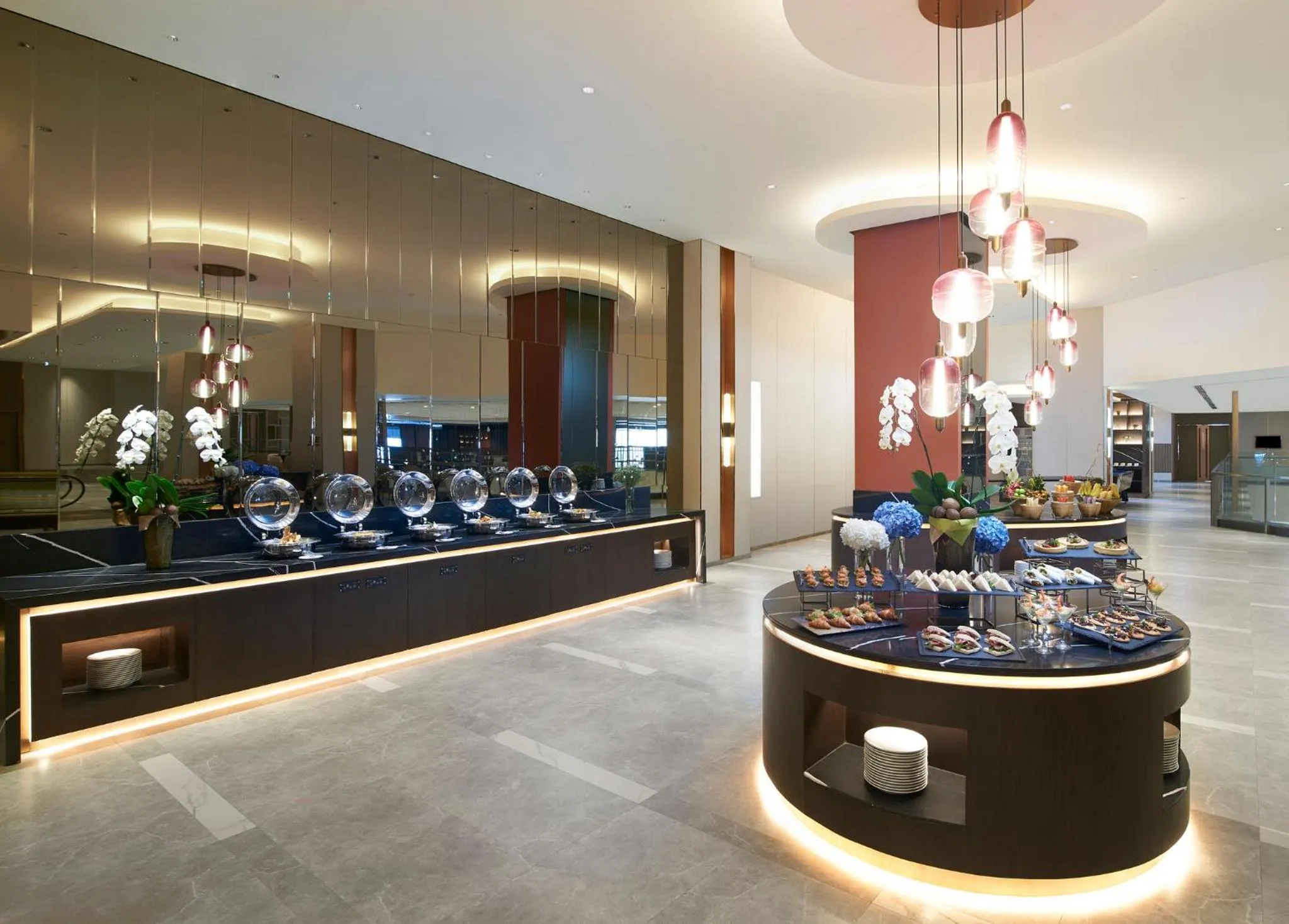 Restaurant/places to eat in Amari Bangkok