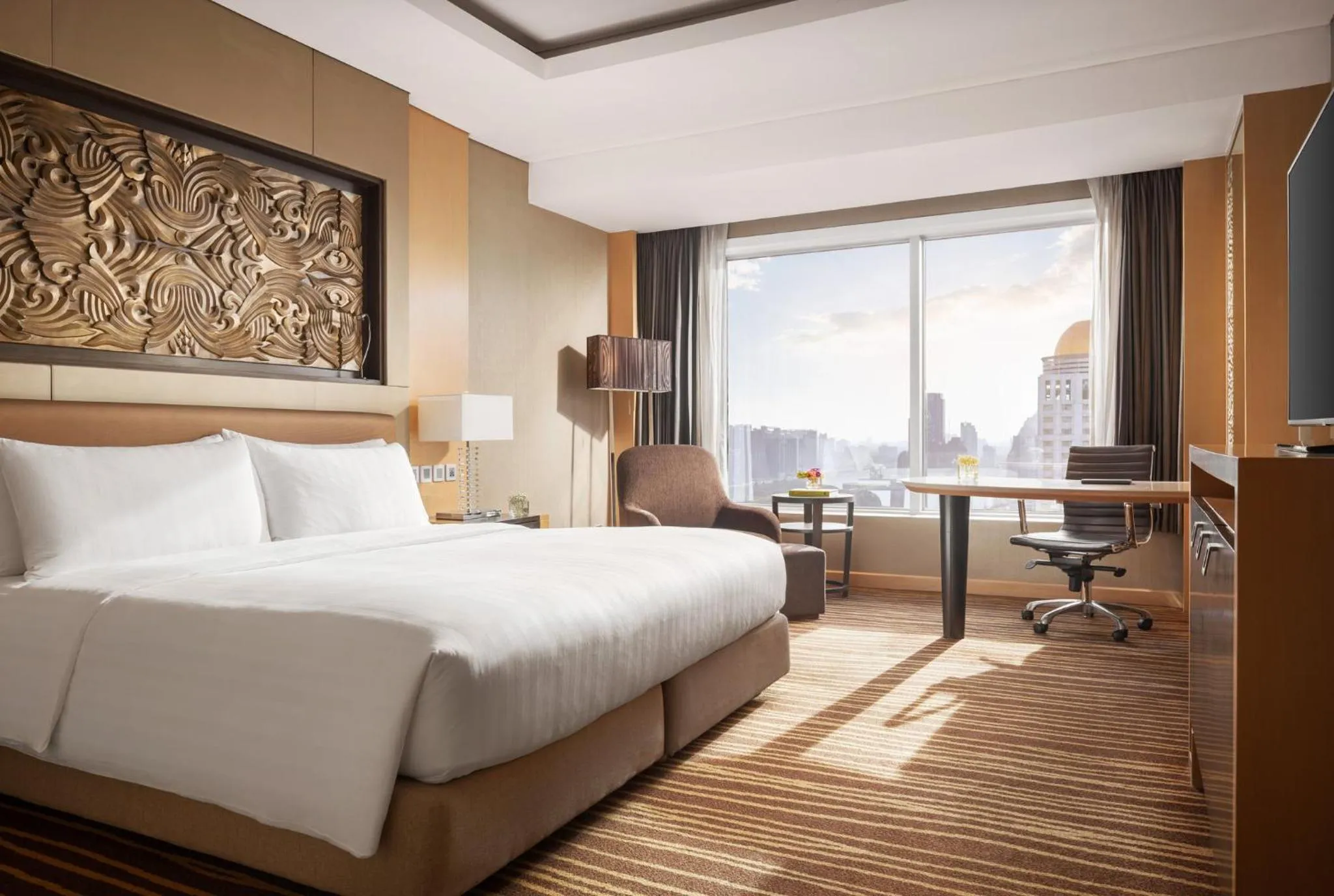 Photo of the whole room, Bed in Amari Bangkok